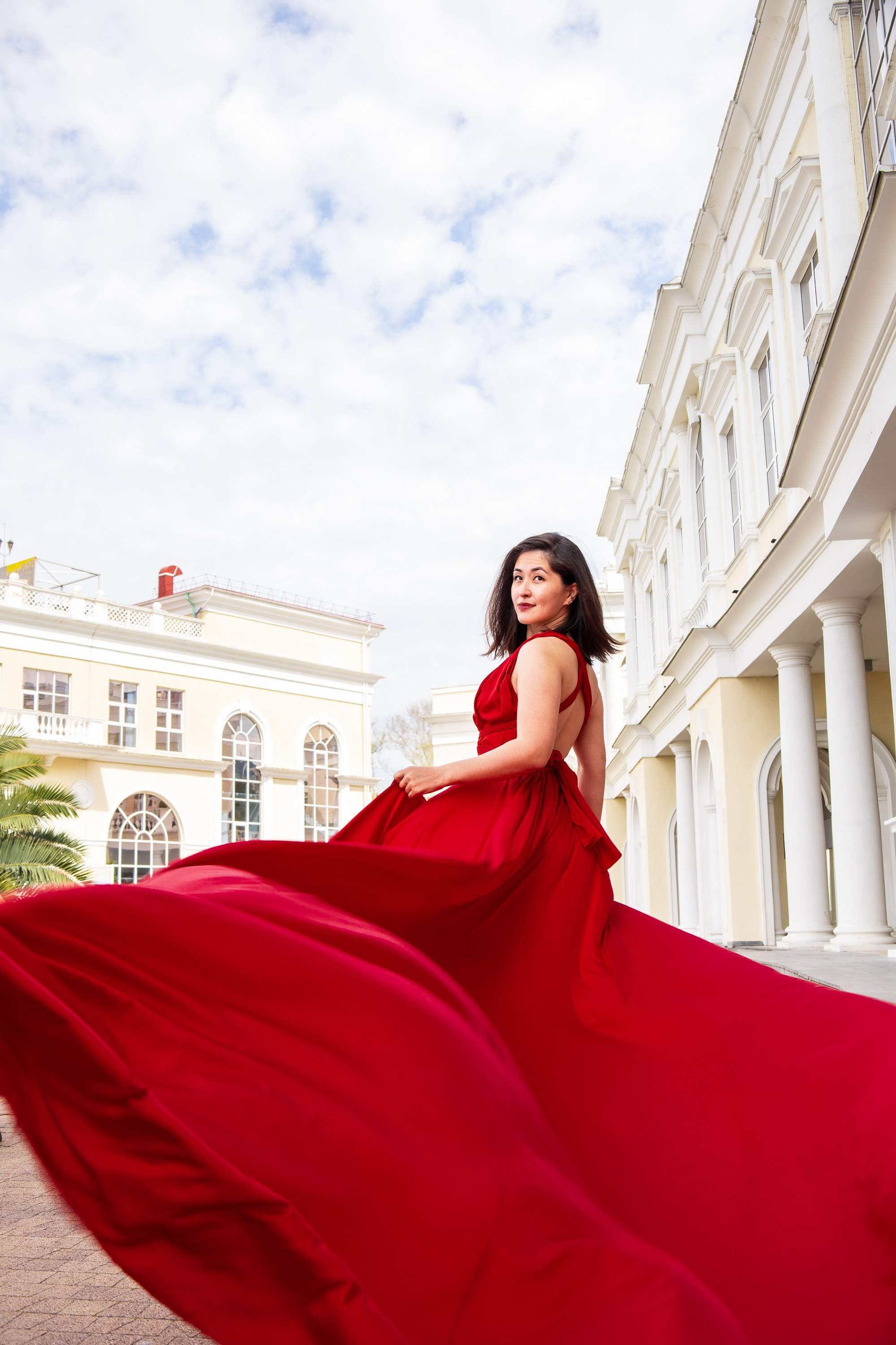 Летящее платье. Семейный и Свадебный фотограф в Сочи