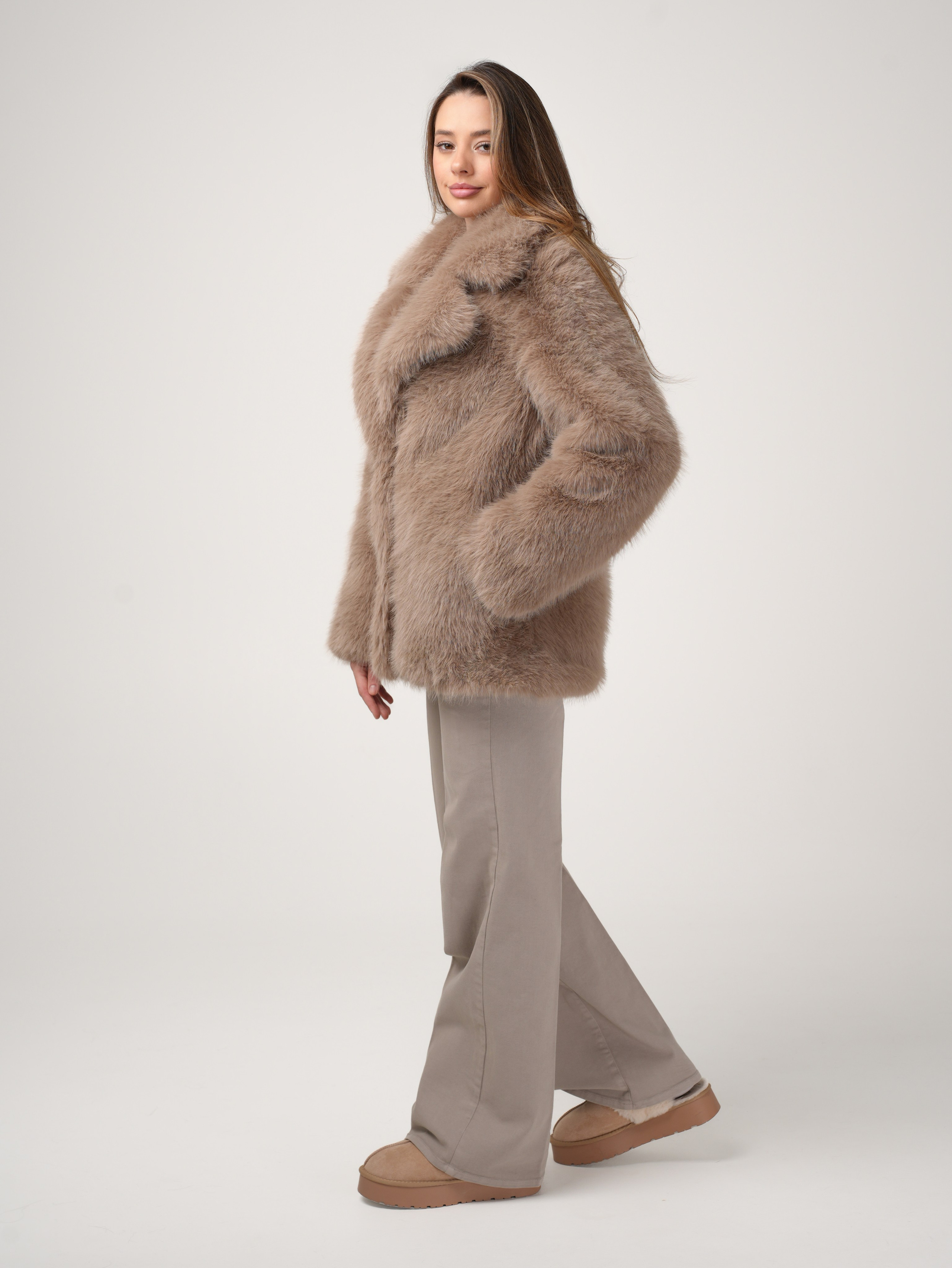 Новогодняя фотосессия бренда шуб. Портретный фотограф Москва Белогорцев Сергей