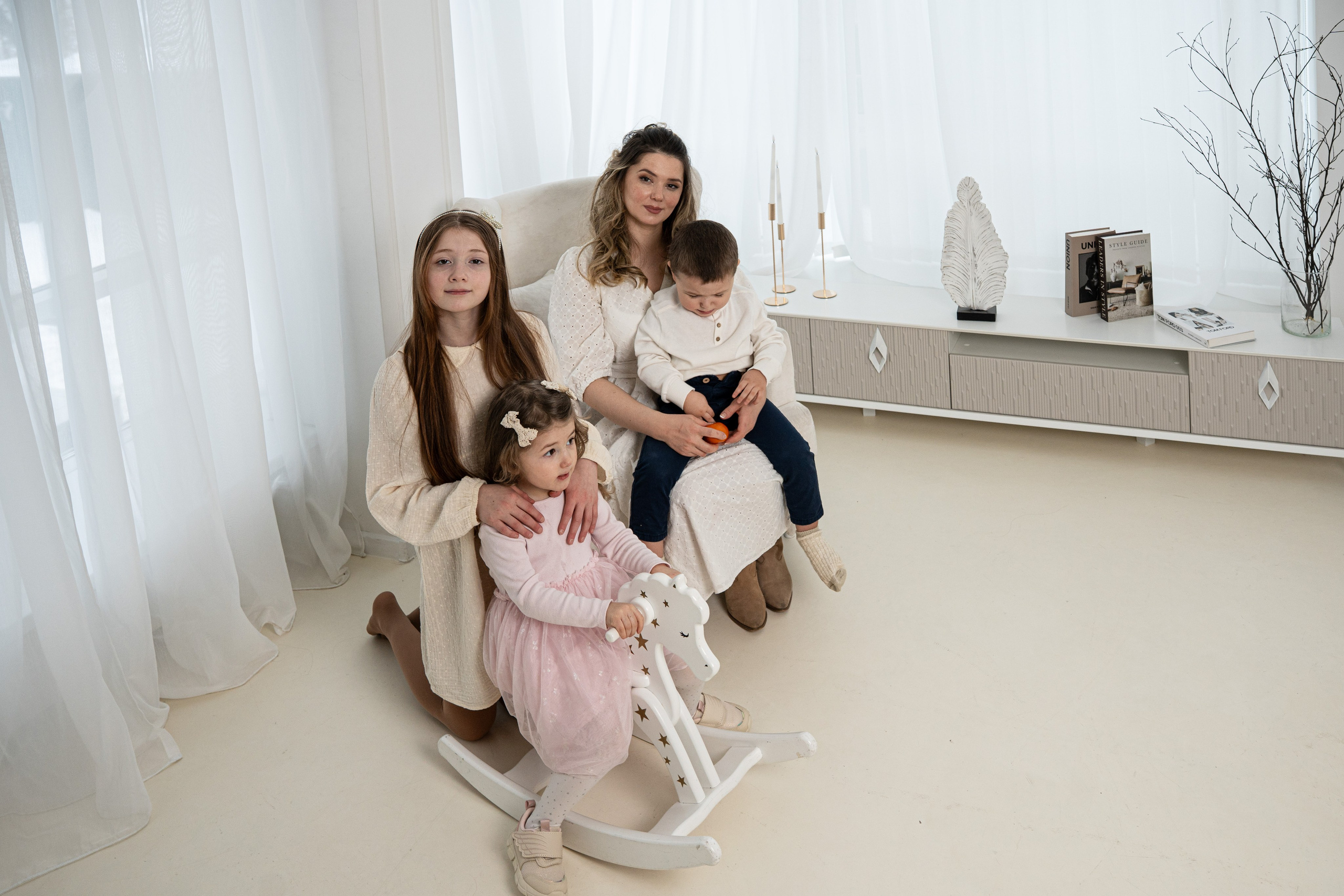 Семейная съёмка для Мадины. Студийный и портретный фотограф в САНКТ-ПЕТЕРБУРГЕИрина Махаон