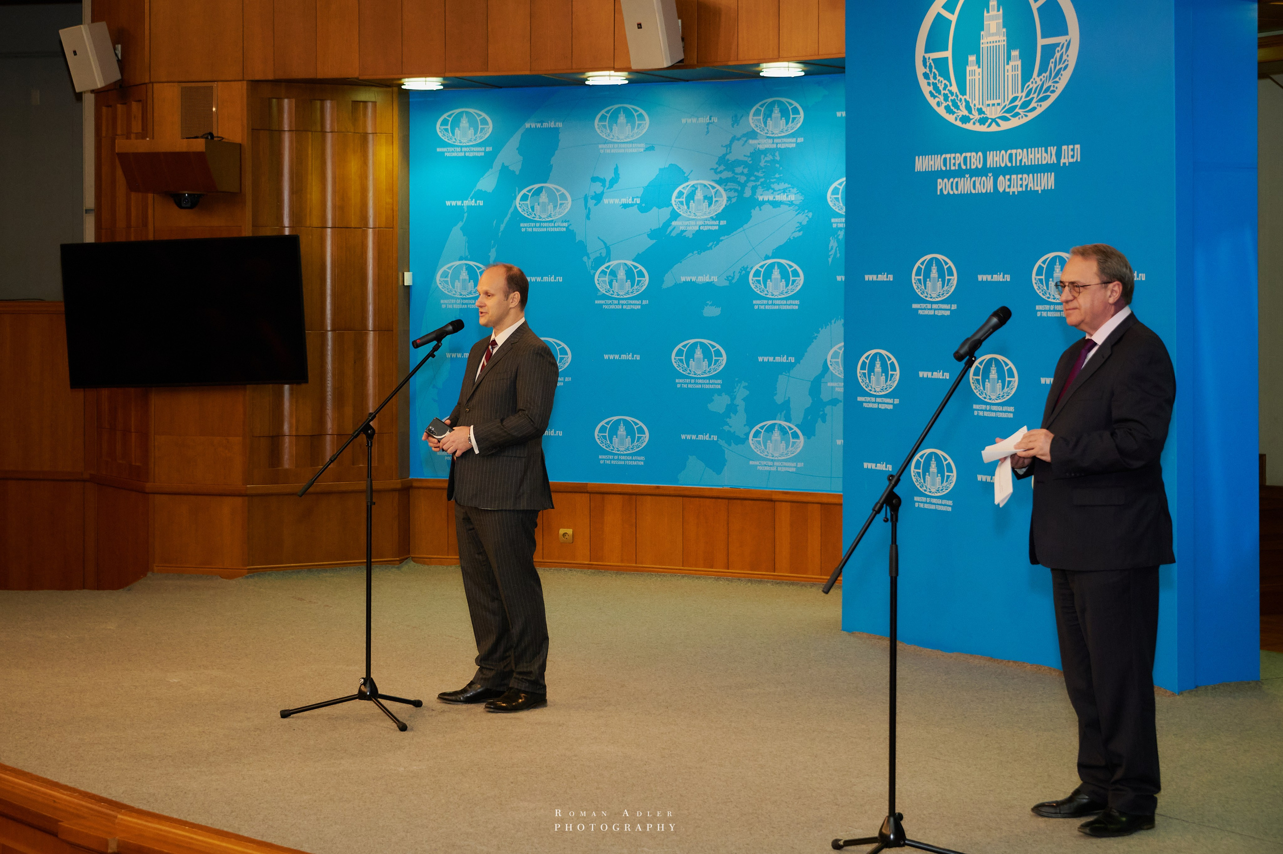 Презентация фильма «Black to USSR» в конференц-зале МИД России. Спецпредставитель Президента РФ по Ближнему Востоку и странам Африки, заместитель Министра иностранных дел России М. Л. Богданов. Фоторепортаж Романа Адлера7 Фотограф Роман Адлер. Роман Адлер.