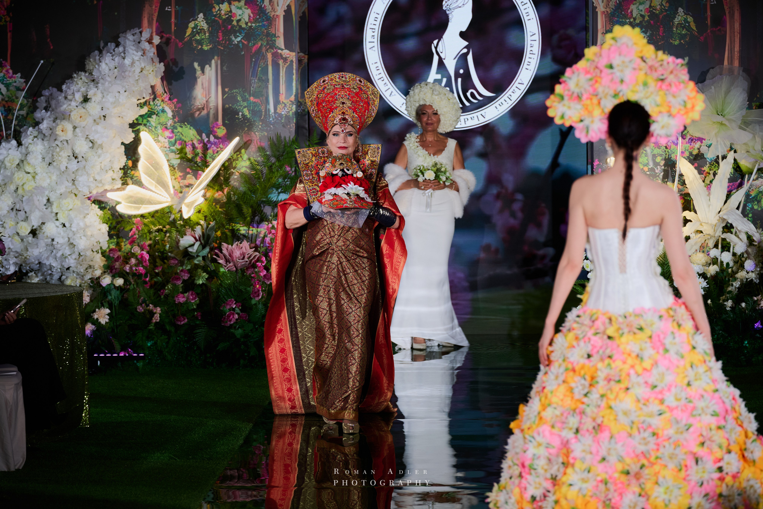 Золотая Неделя Моды. Фотограф Роман Адлер