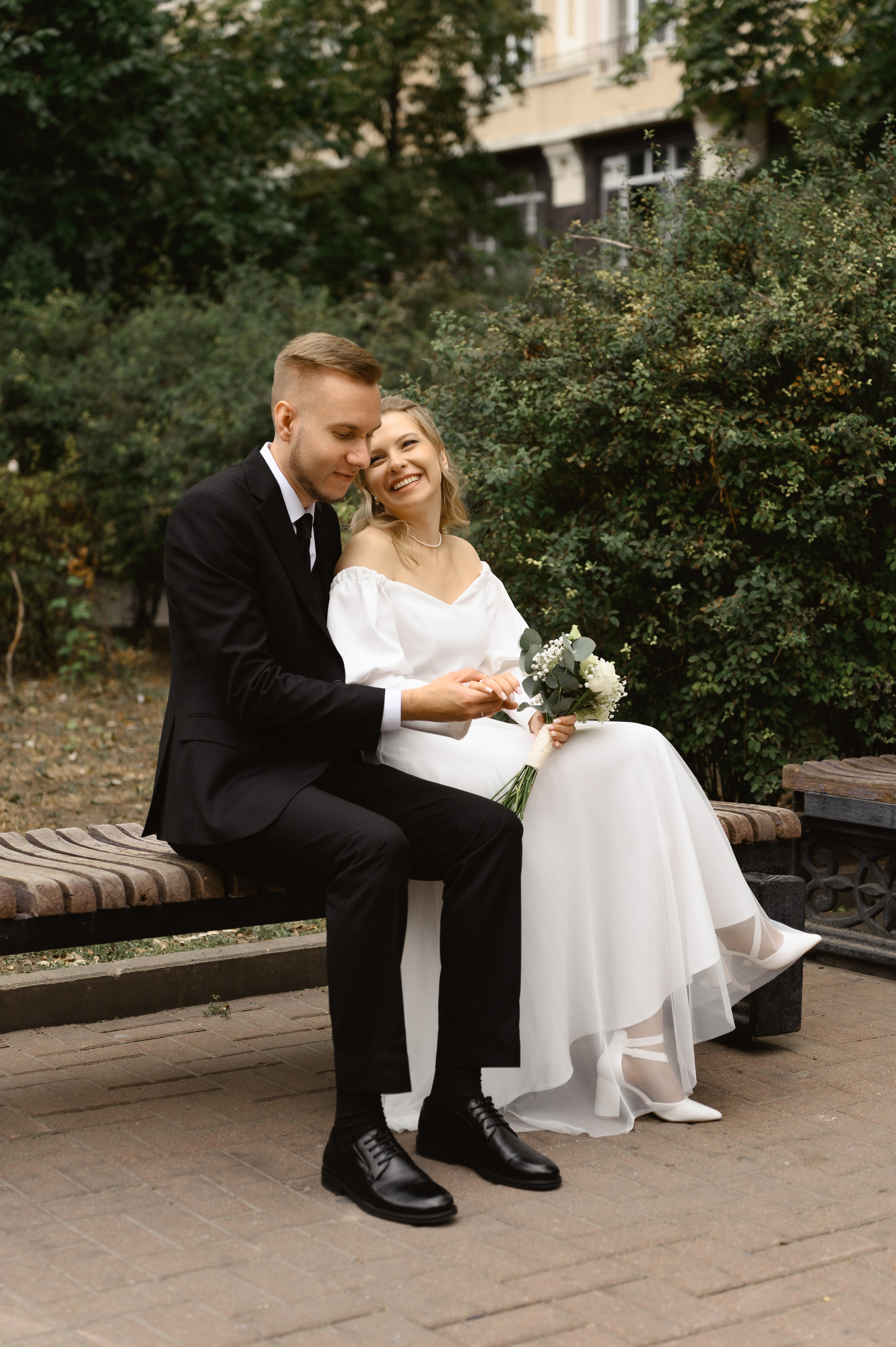 Свадебная съемка в Ростове, прогулка на яхте и семейный ужин за городом