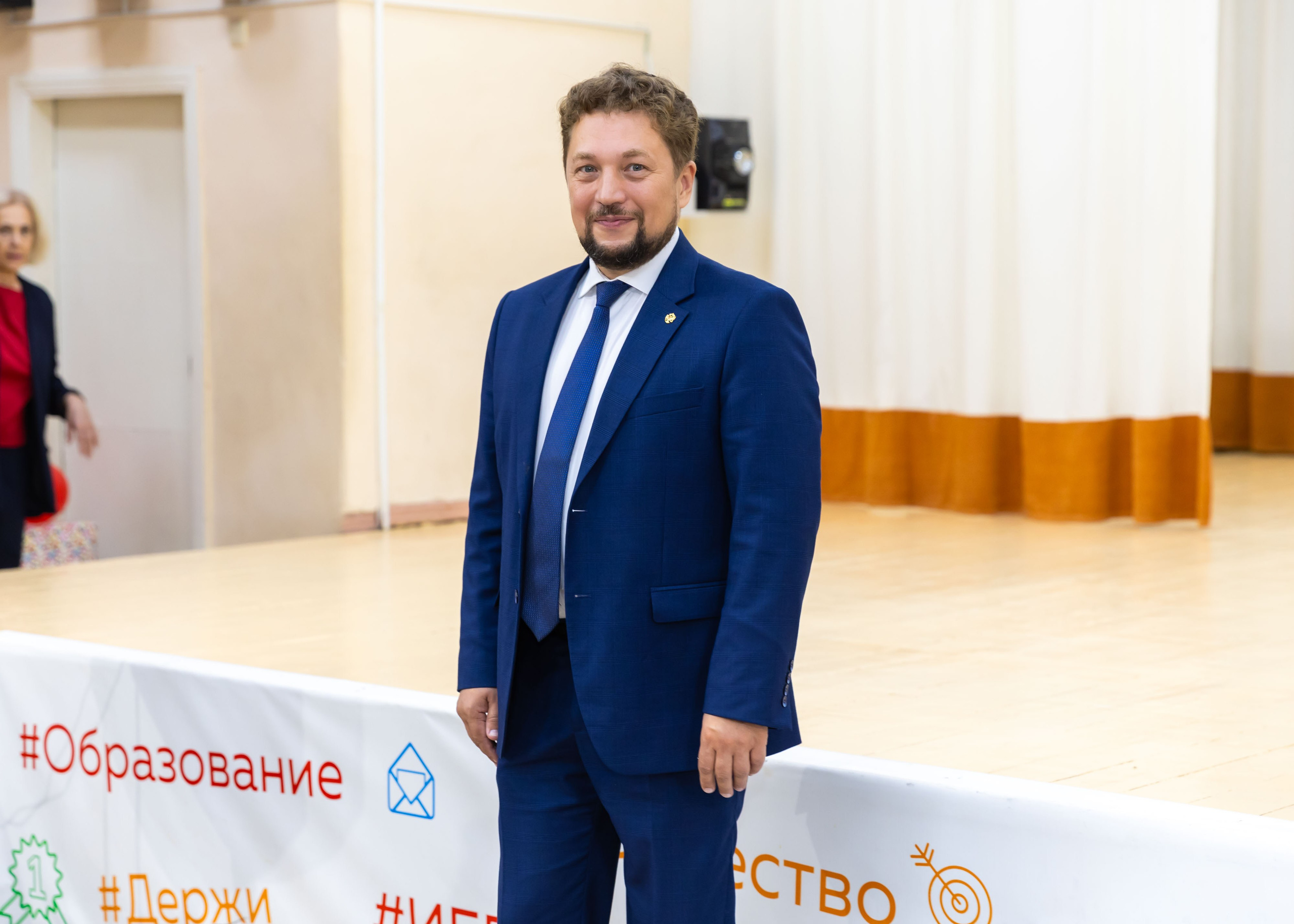 01.09.2025 Первое сентября, 30 школа. ФОТОГРАФ ВИНОГРАДОВА ДАРЬЯ