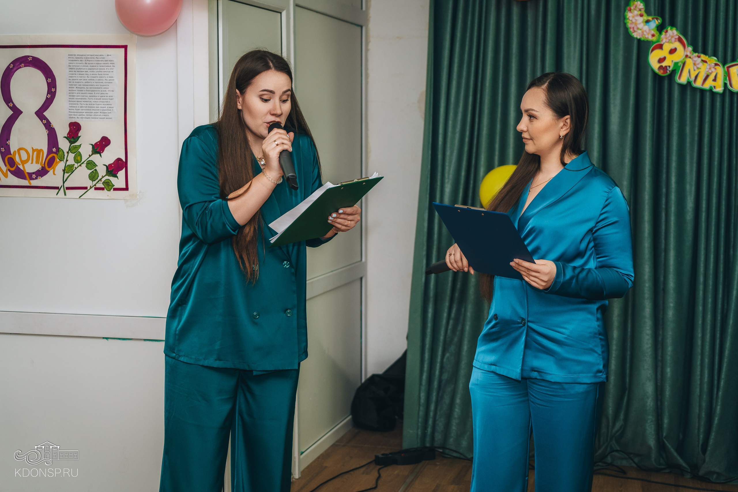 В преддверии праздника весны. Новотитаровский Дом культуры