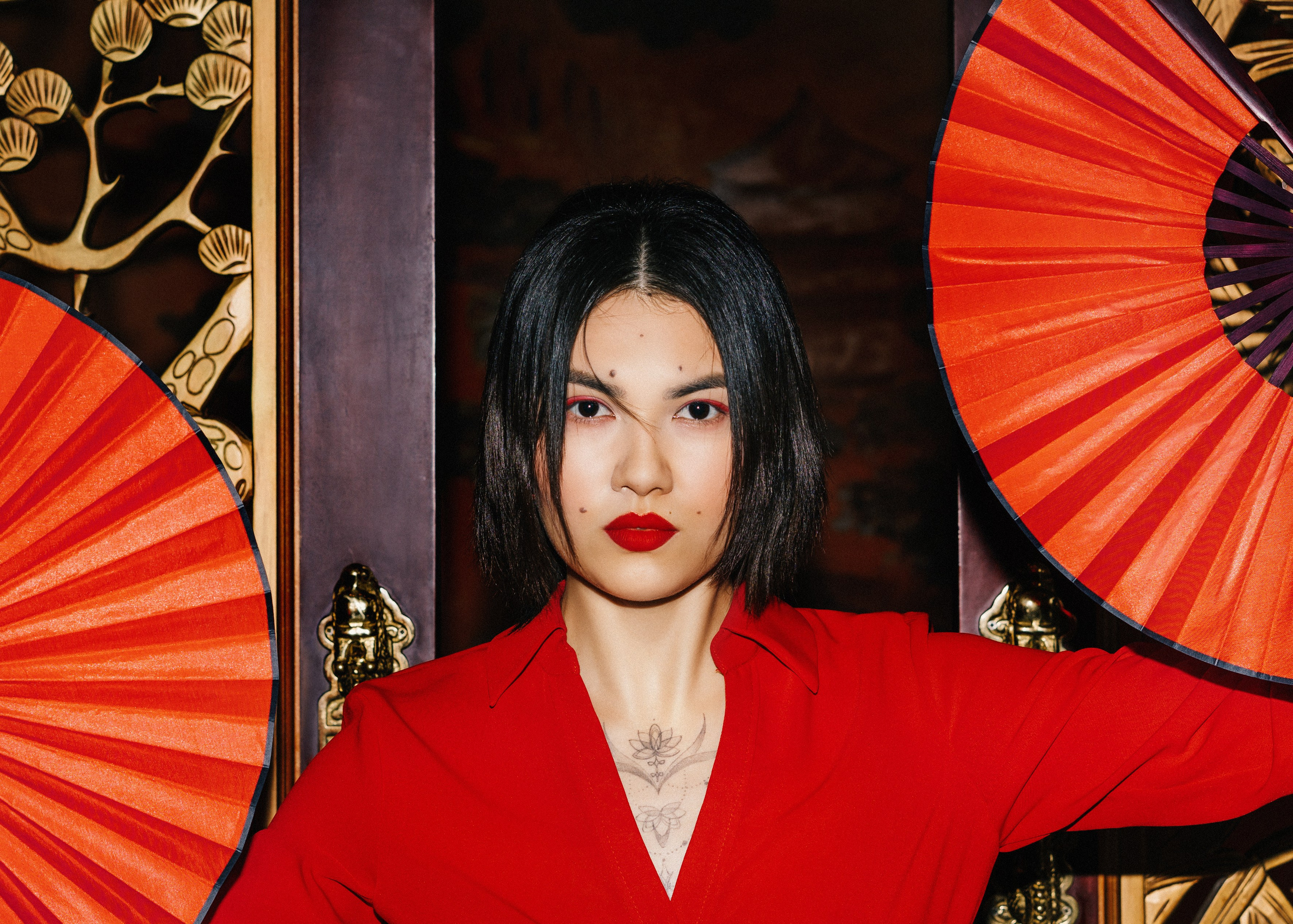 Съемка «Год дракона» для журнала Vmode. Женский фотограф в Москве Анастасия Сидорова
