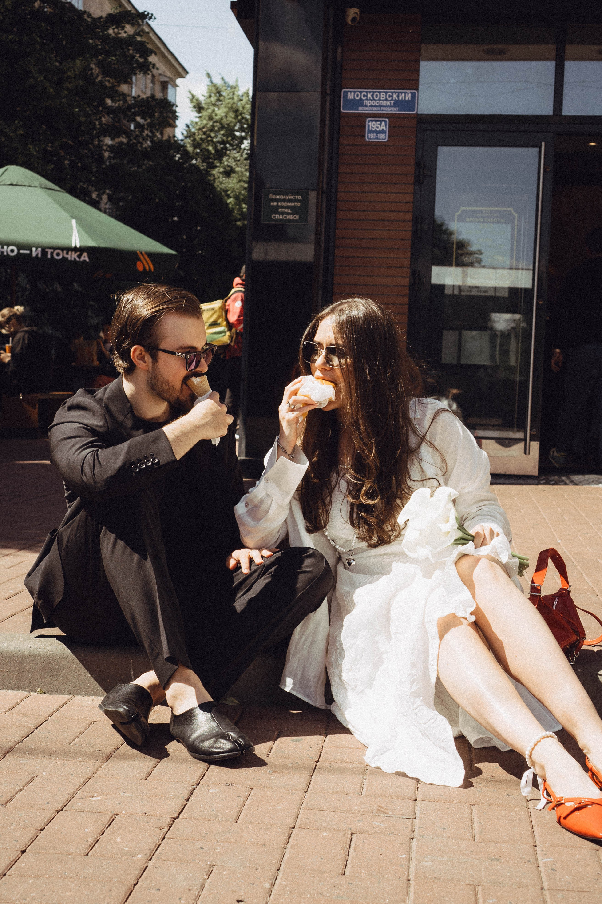 СВАДЕБНАЯ СЬЕМКА В ПАРКЕ ПОБЕДЫ И ПРОГУЛКА ПО МОСКОВСКОМУ ПРОСПЕКТУ. Профессиональный фотограф, Санкт-Петербург — Виктория Богомолова