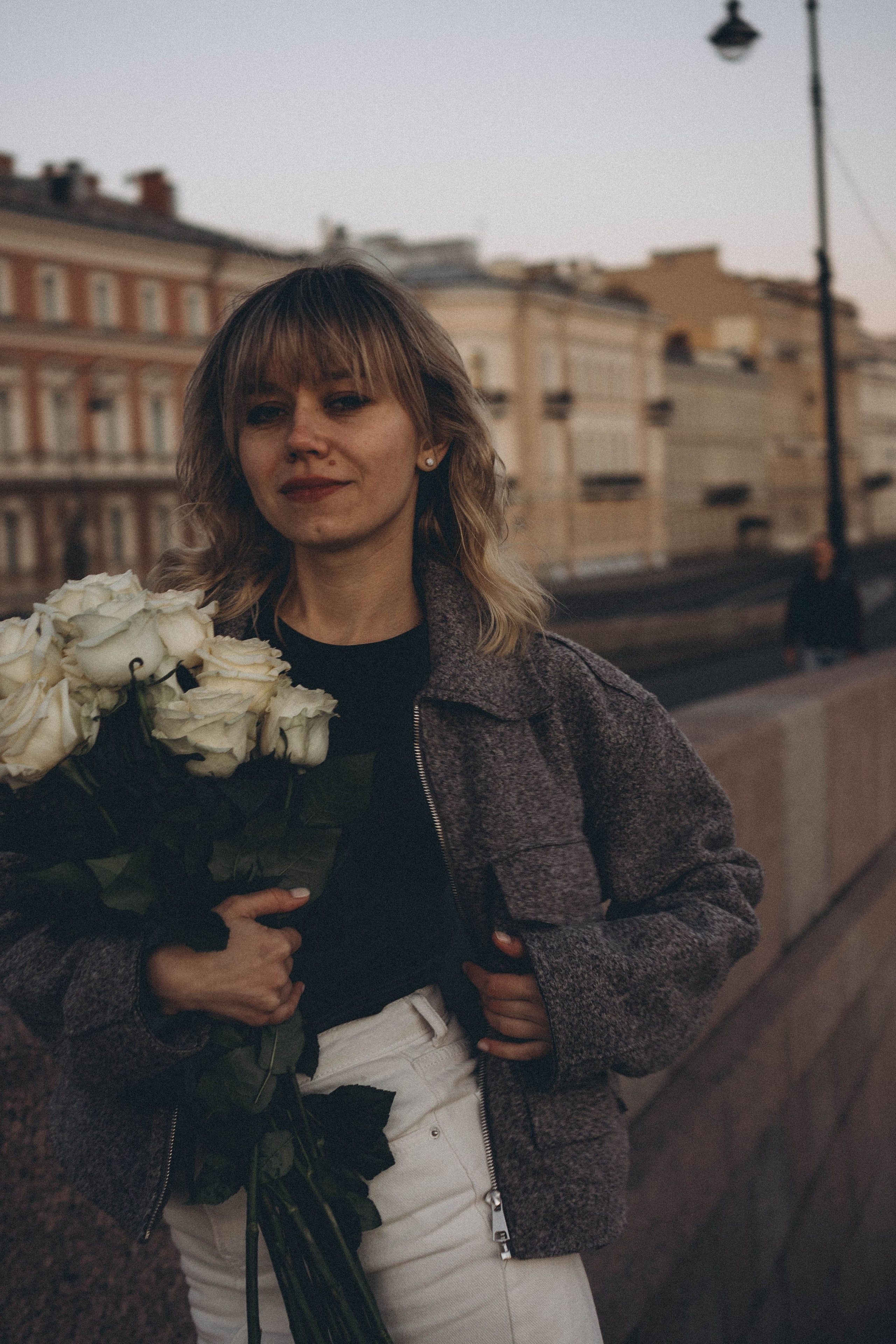 ПРОГУЛКА ПО ГОРОДУ В БЕЛЫЕ НОЧИ (другой вариант). Профессиональный фотограф, Санкт-Петербург — Виктория Богомолова