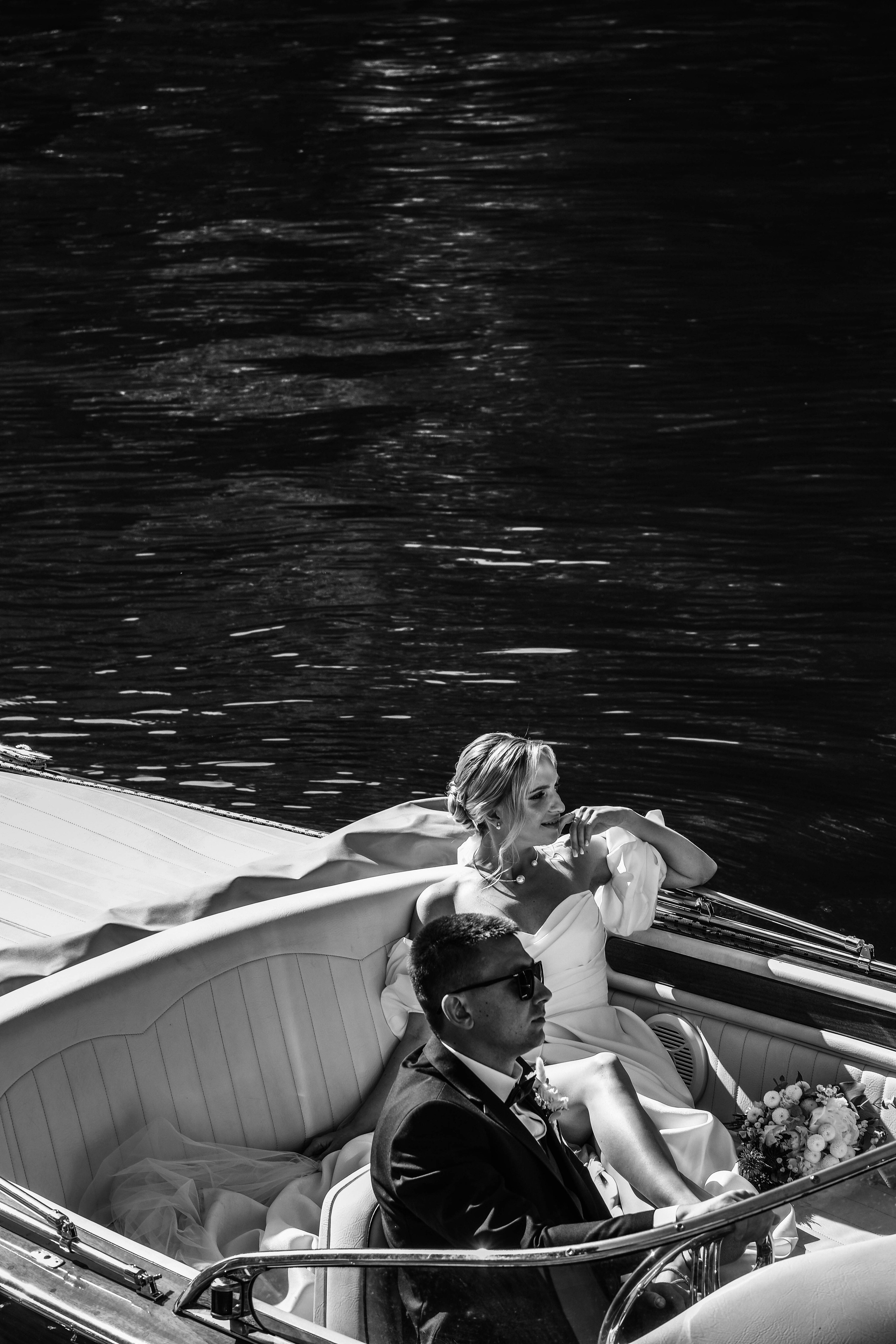 СВАДЕБГНАЯ ПРОГУЛКА ПО КАНАЛ САНКТ-ПЕТЕРБУРГА НА КАТЕРЕ. Профессиональный фотограф, Санкт-Петербург — Виктория Богомолова