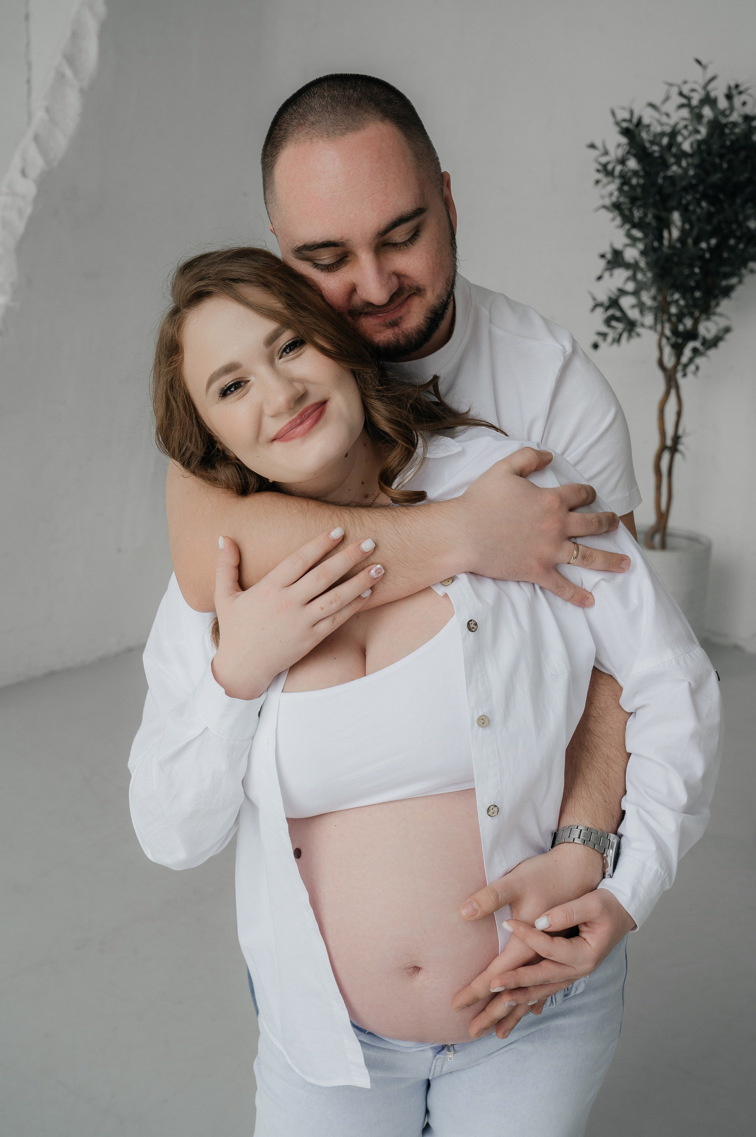 Оля и Никита в ожидании малыша. Фотограф Мария Строгонова
