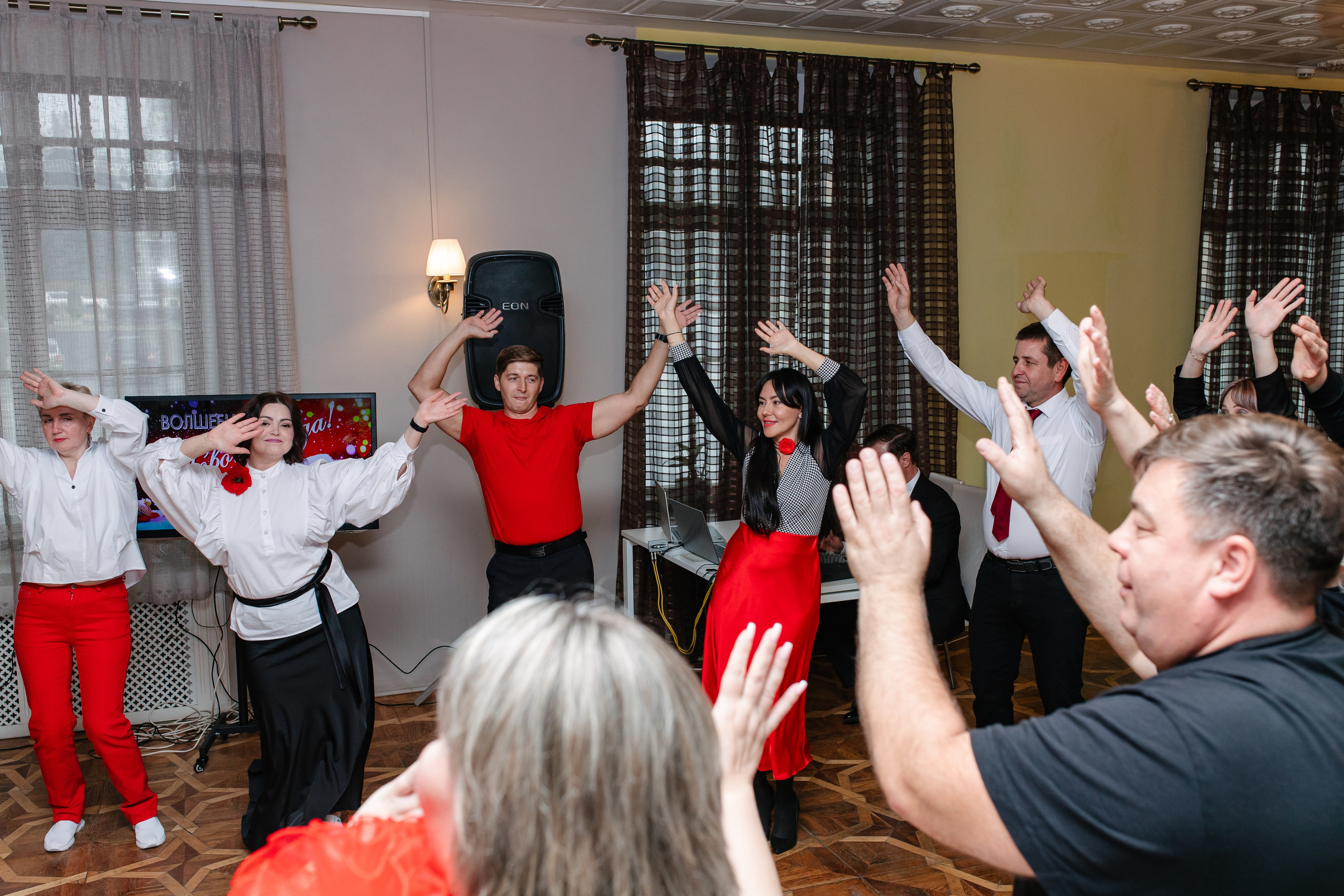 Мастер-класс для банкетных ведущих. Октябрь 2024. Фотограф Пермь. Свадьбы. Семья и дети, школа, д. сад. Фотокниги