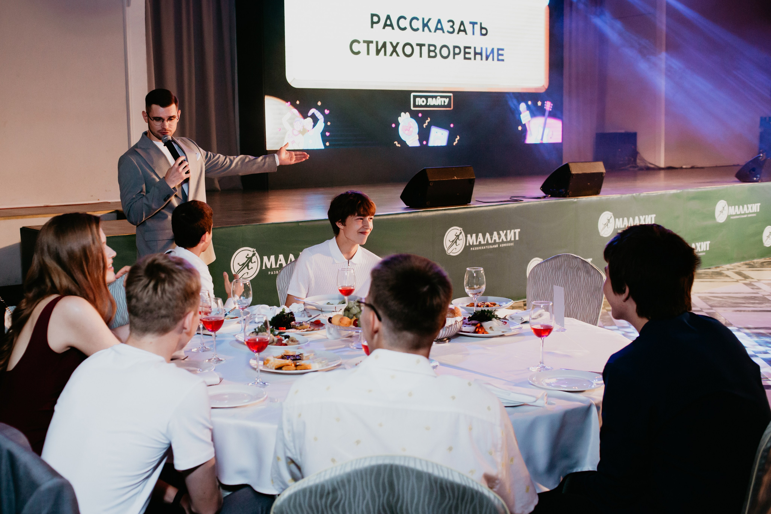 Выпускной 2025 (9класс) 124 школа. Фотограф в Челябинске Ополихина Анна