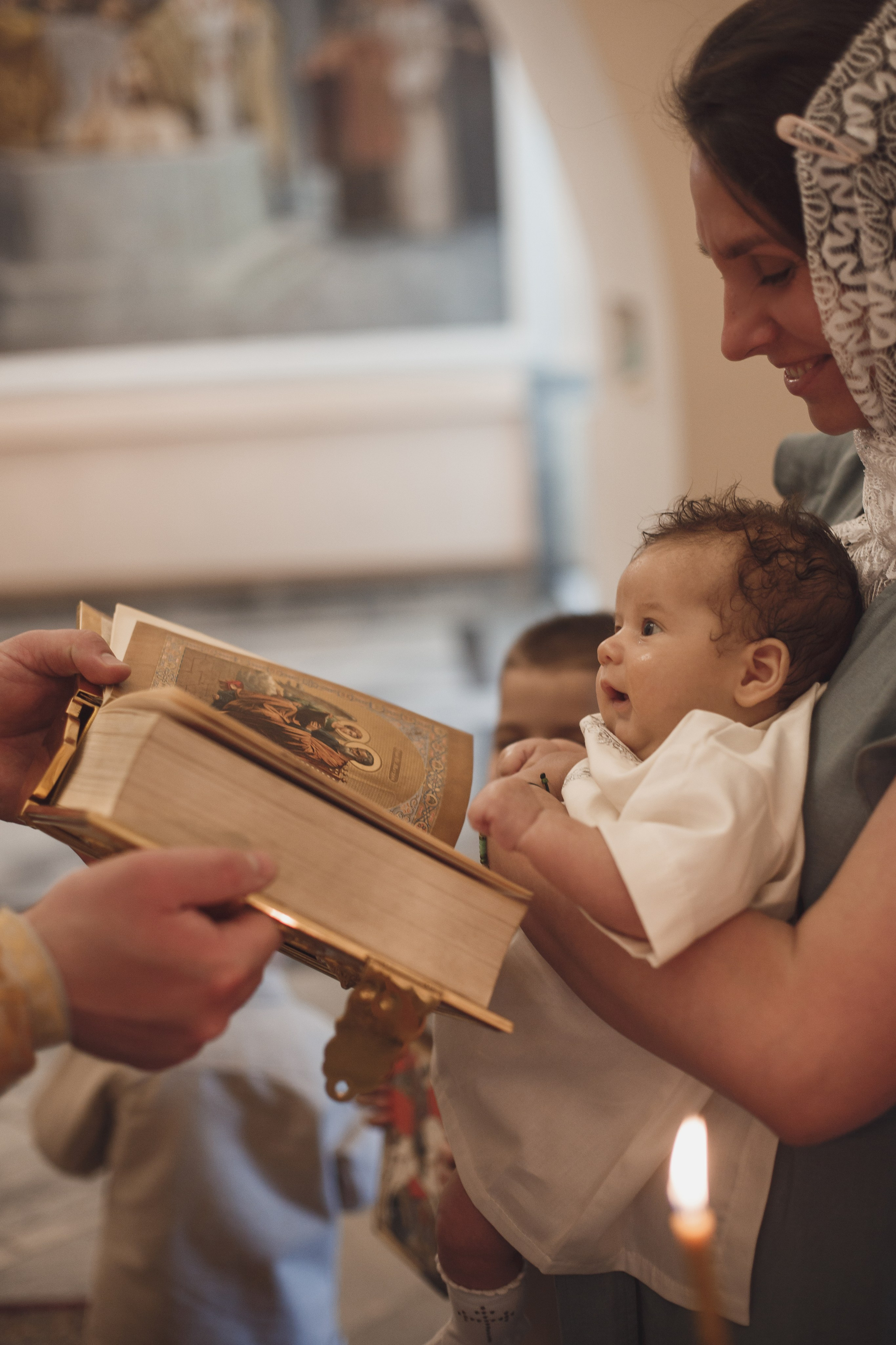 Фотосъёмка таинства крещения в Белгороде. Свадебный и контент фотограф в Белгороде Ярослав Гаврилейченко