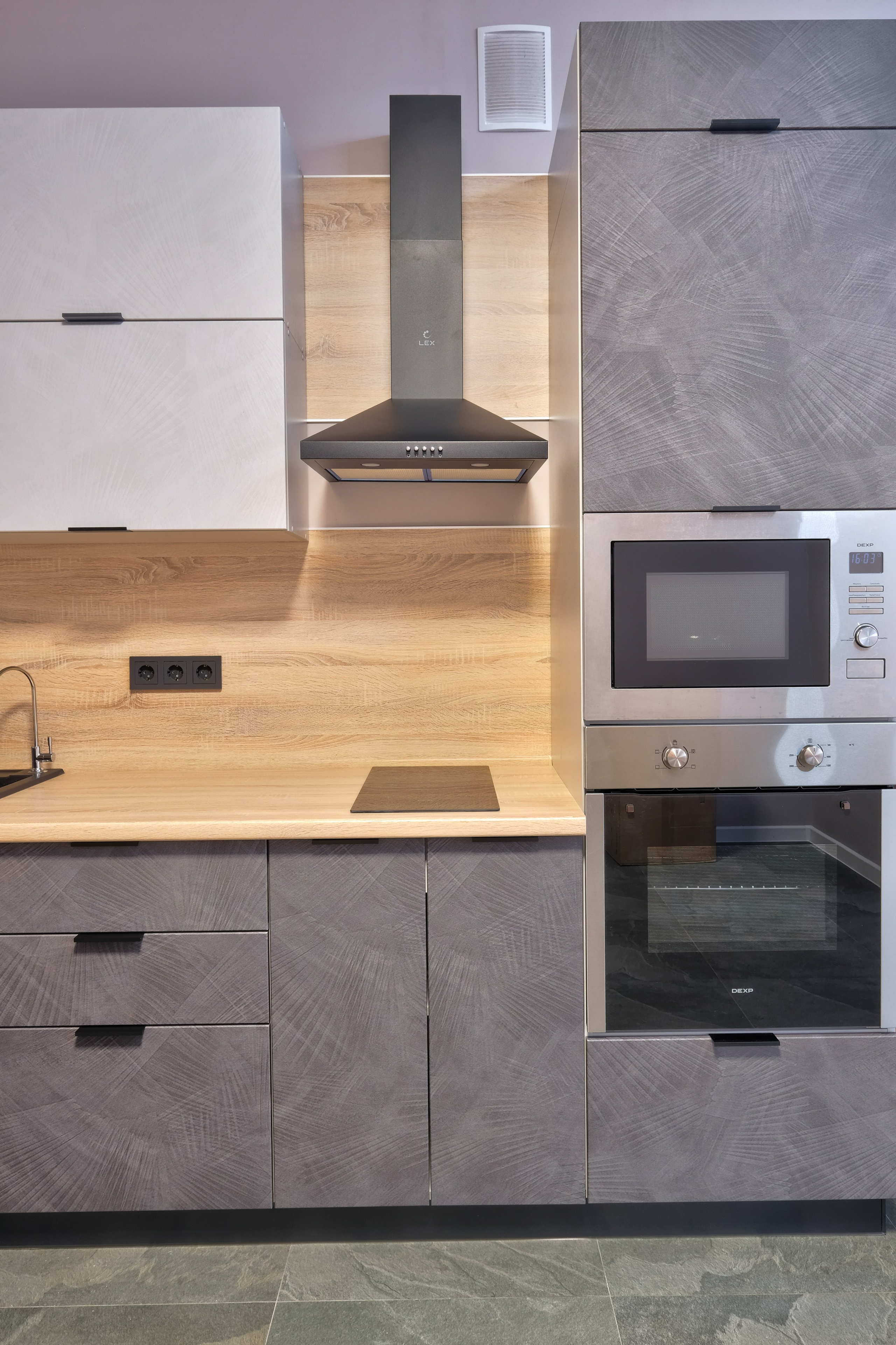 Съемка кухонного гарнитура после установки. Свадебный и репортажной фотограф Денис Ожигин в Краснодаре и Краснодарском крае