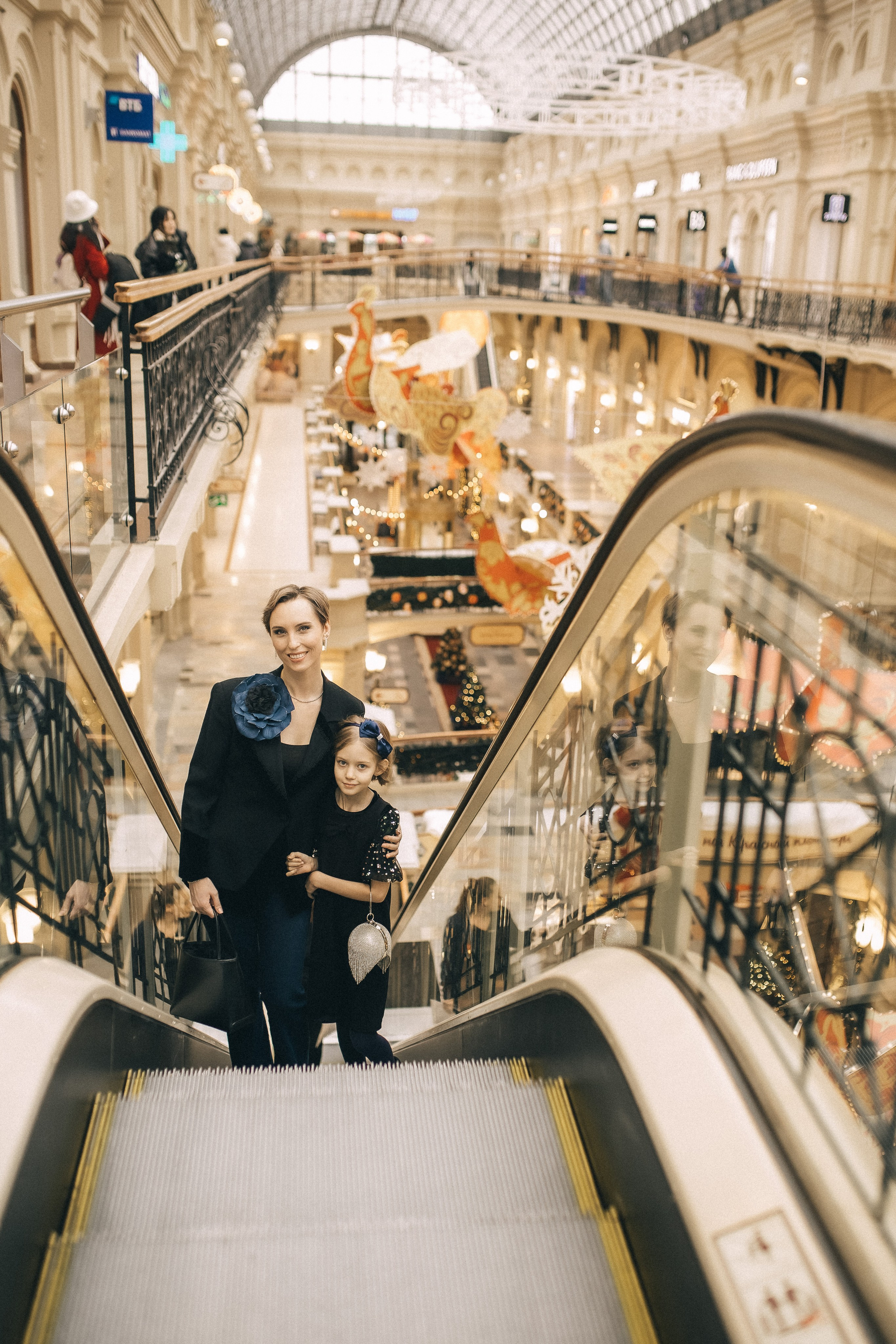 Новогодний ГУМ. Надя и Алиса!. Профессиональный фотограф, Москва |Видное Елена Елизарова