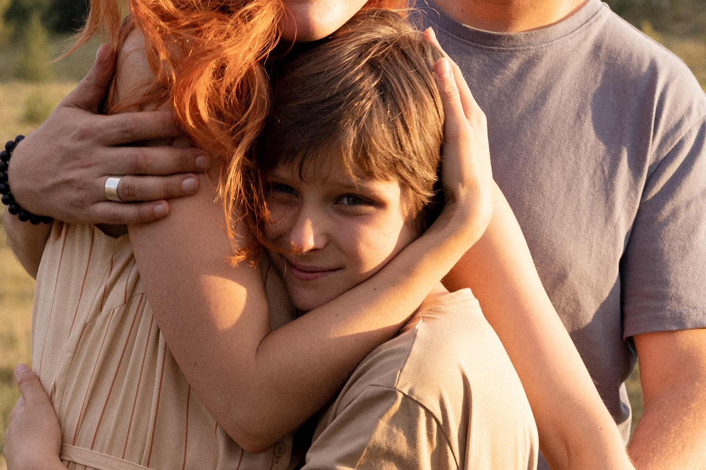 Катюша с семьей за городом. Свадебный и семейный фотограф в Магнитогорске Катя Буряк