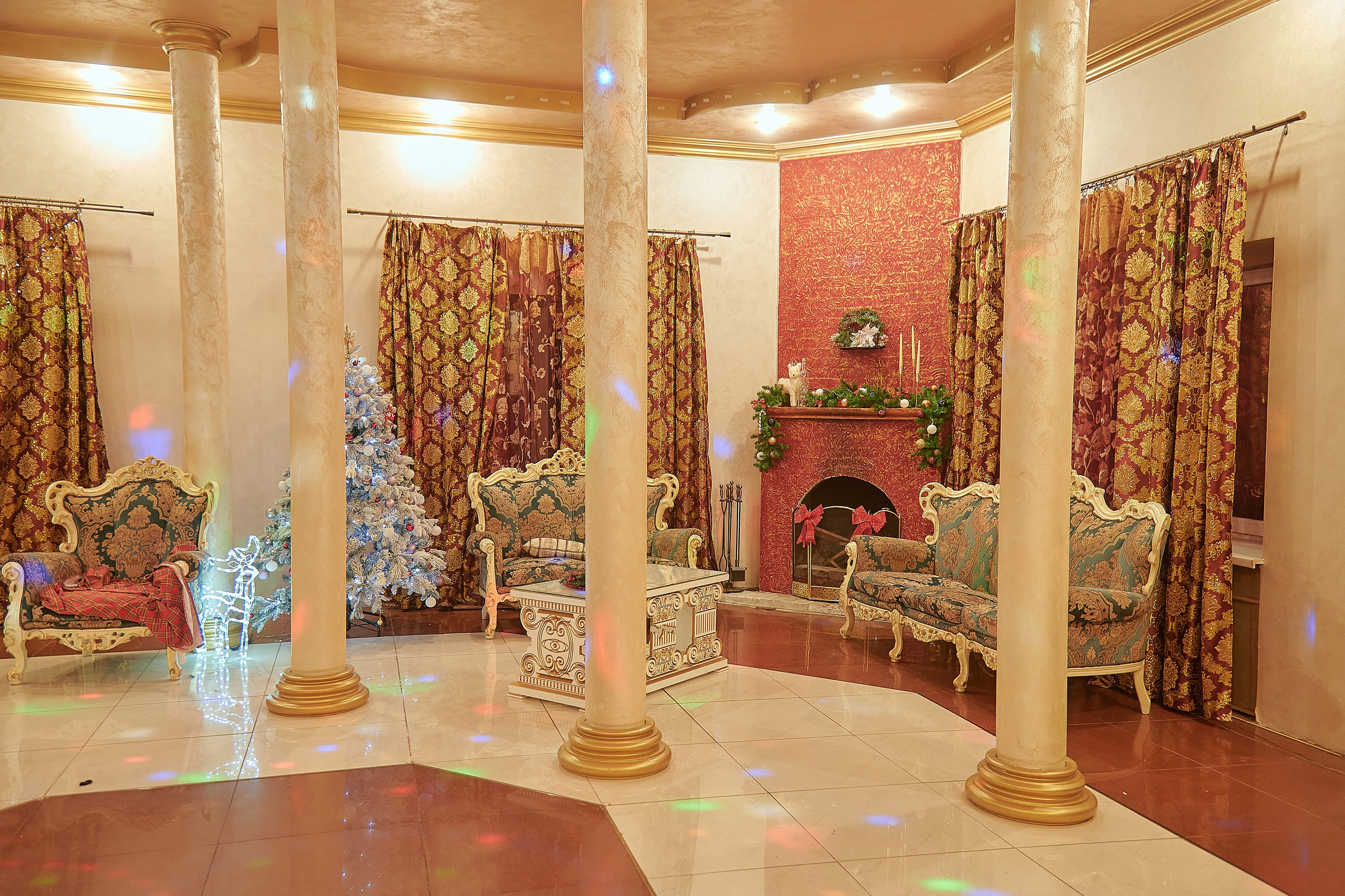 Портфолио репортажной фотосъёмки: Звёздный Дом Деда Мороза. Фотограф Яковлев Роман — Красноярск