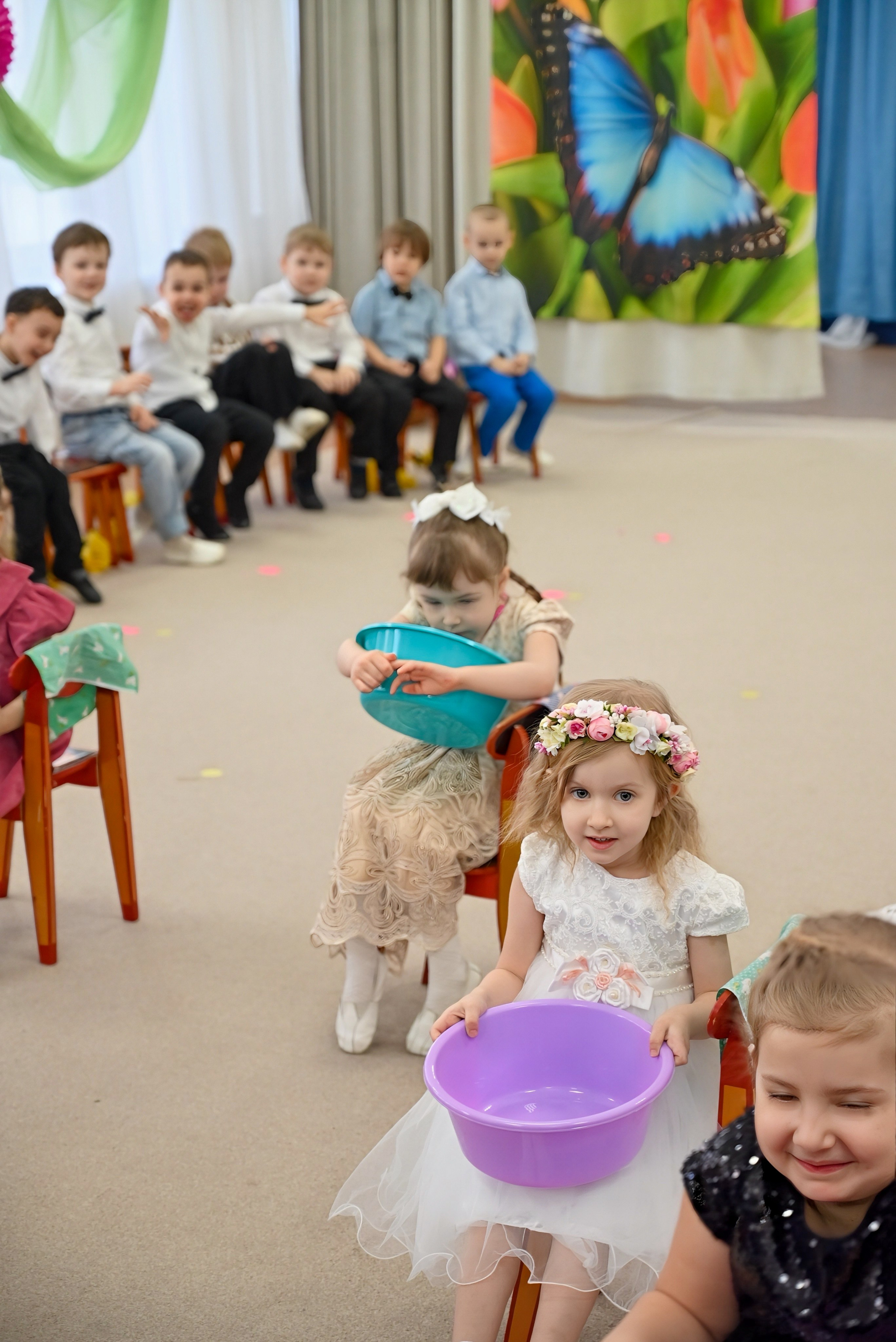 Праздник в группе «Дружная семейка». Семейный и детский фотограф Москва