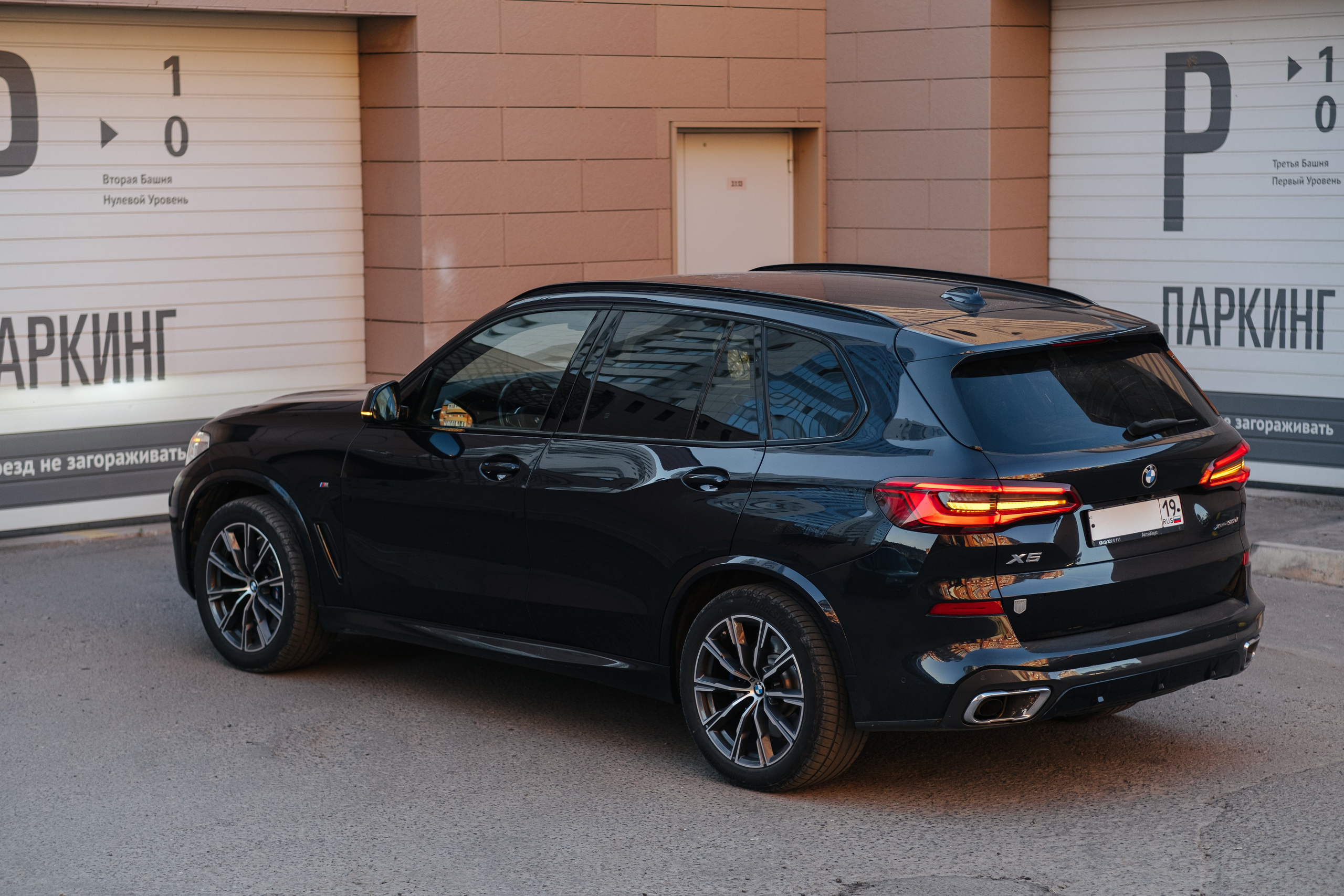 BMW X5. Фуд и предметный фотограф Виталий Морозов г. Москва