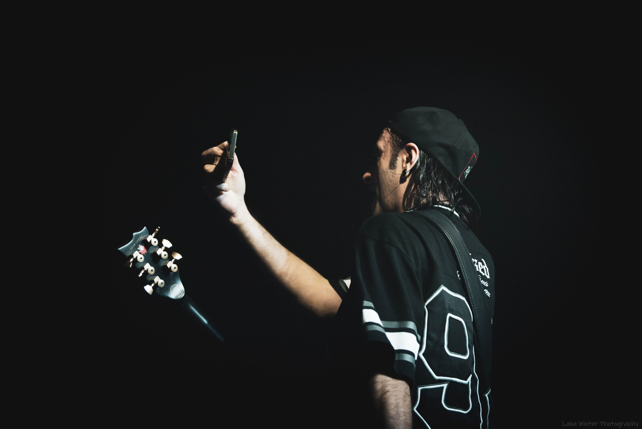 7000$ (25 января 2025 года, Москва, клуб Урбан). Фотограф Светлана Блинова, Москва и Московская область