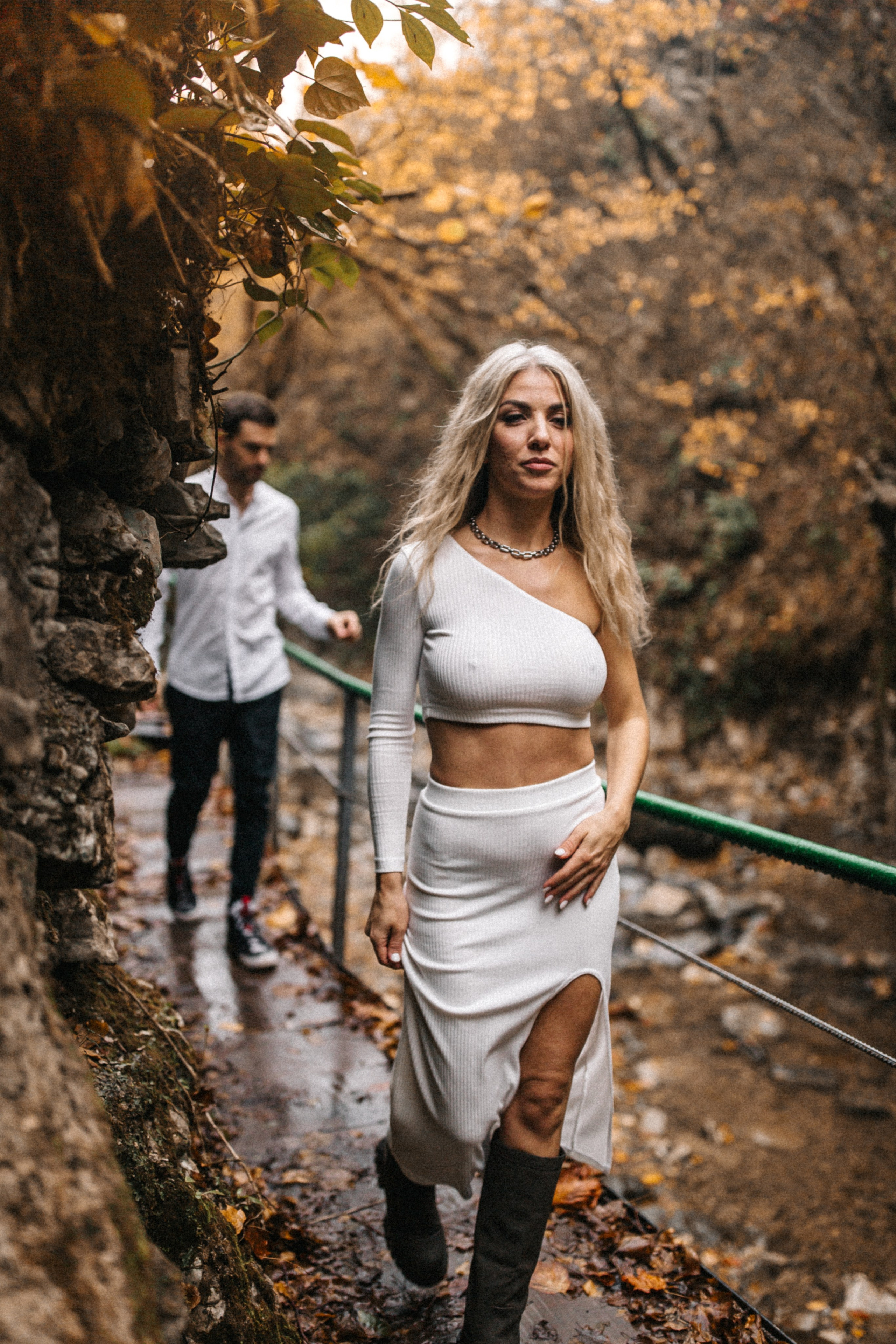 Love Story Оли и Андрея в горах. Контент фотограф для экспертов в соцсетях Алена Собора Москва