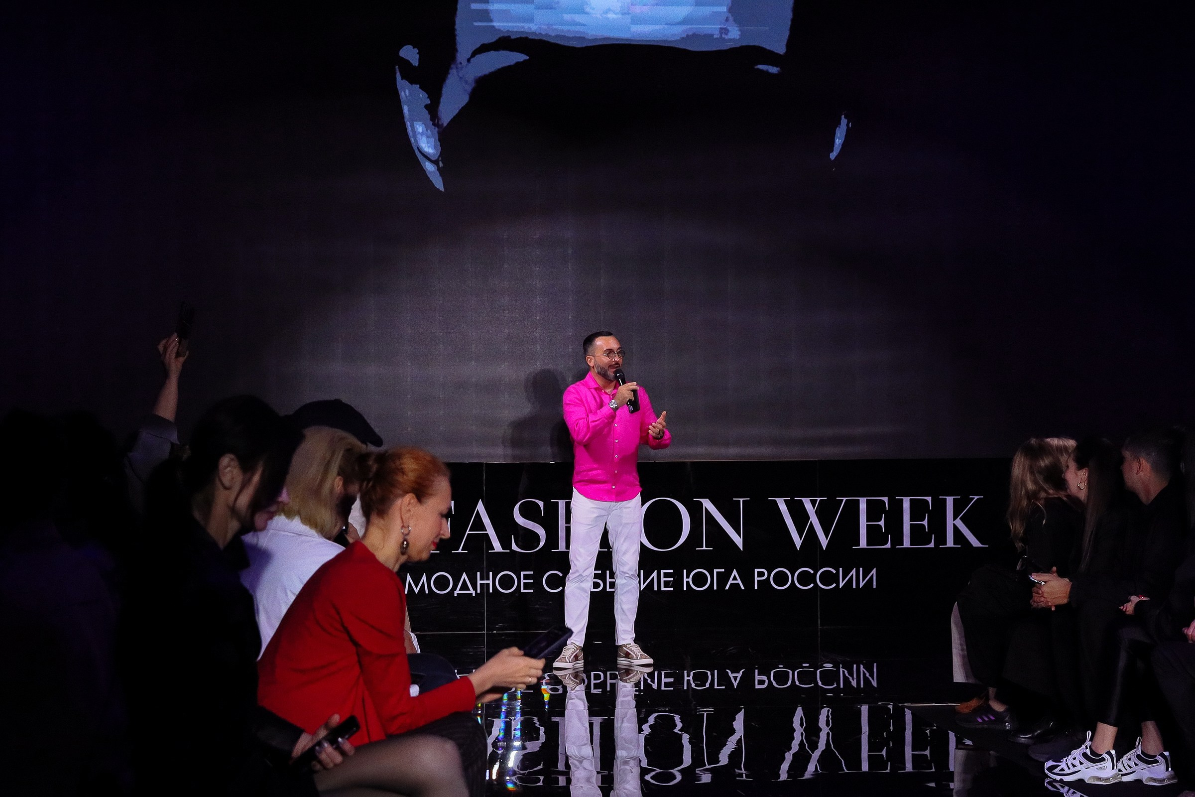 Sochi Fashion Week май 2024. Professional photographer in Sochi Victoria Joy. Teaching Photography