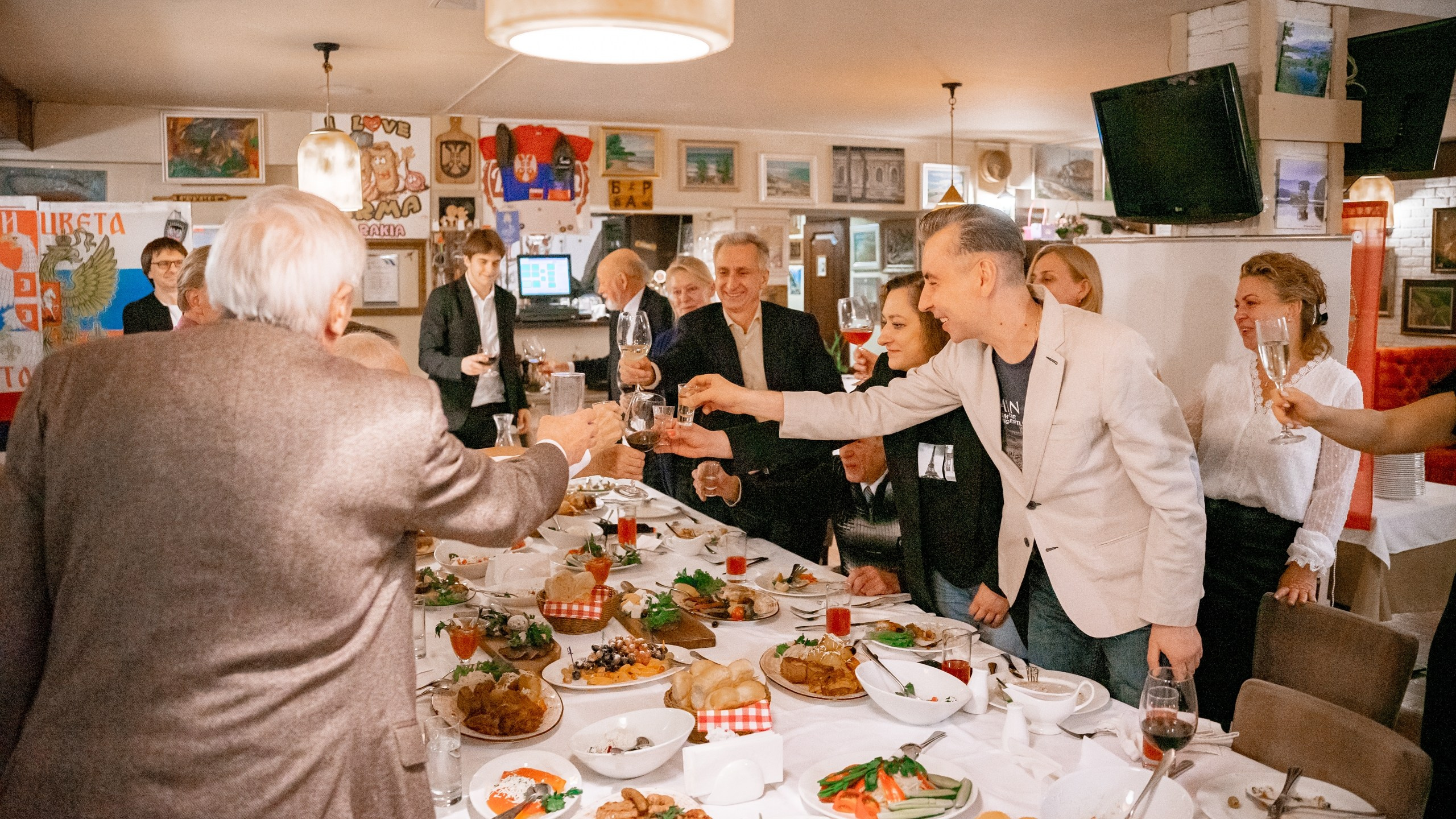 День рождения в Джумбусе. Контент-фотограф в Москве Тима Забабурин