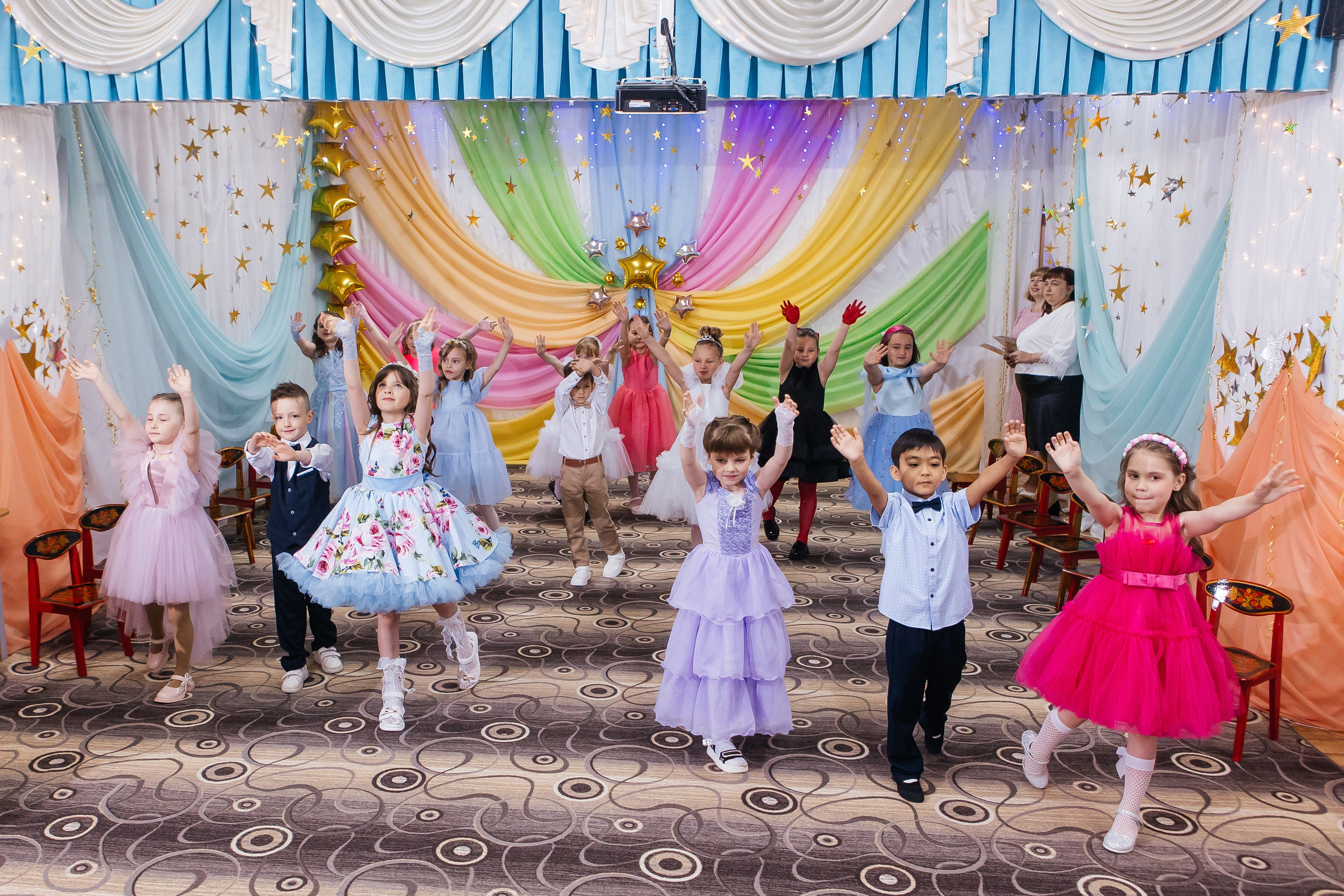 Д/с Сказка Выпускной. Свадебный, семейный фотограф. Выпускные альбомы в Коченёво / Новосибирск. Наталья Байкуш