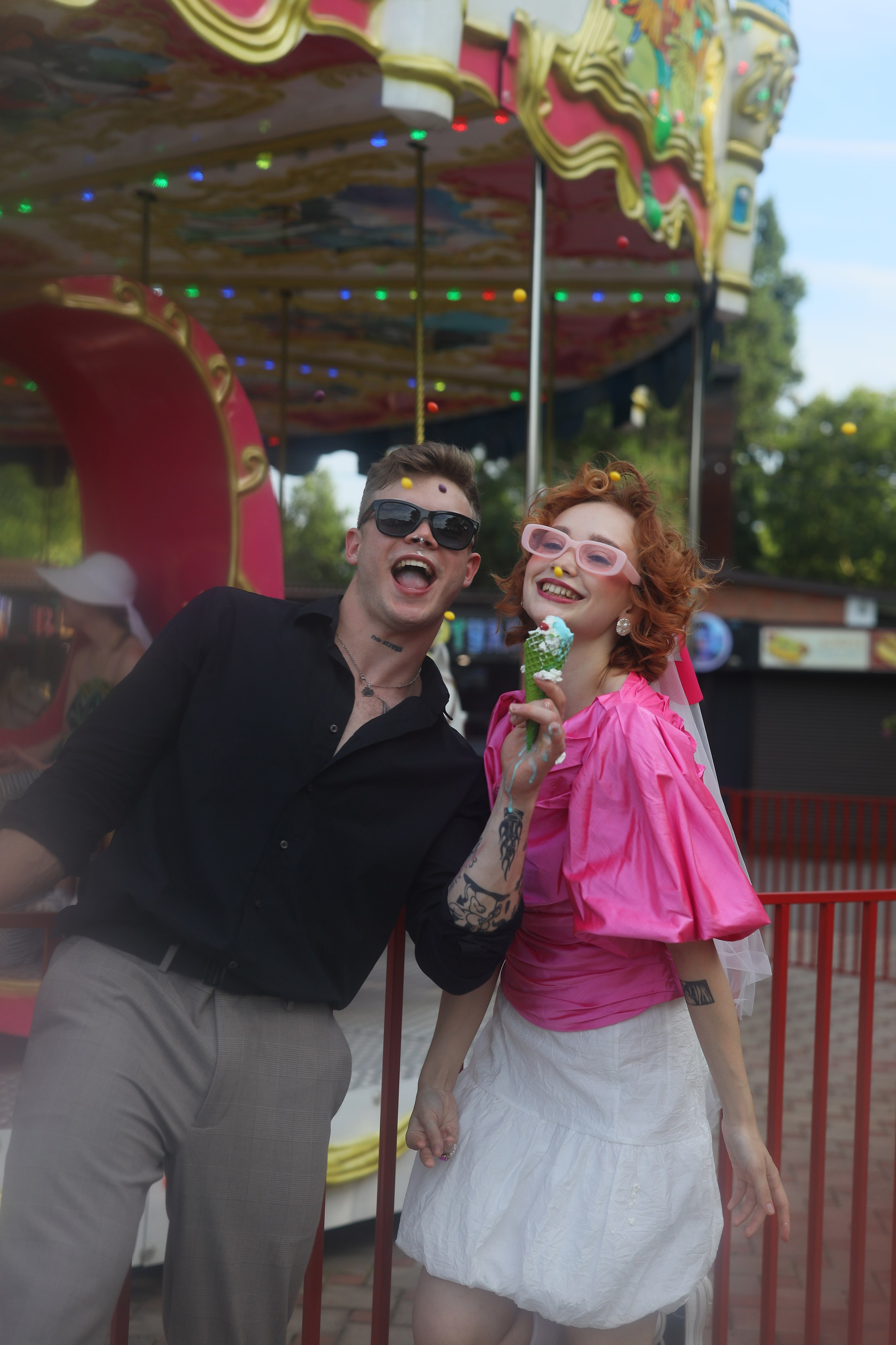 Свадебная фотосессия в парке аттракционов. Свадебный и семейный фотограф в Абхазии Жанна Соснина