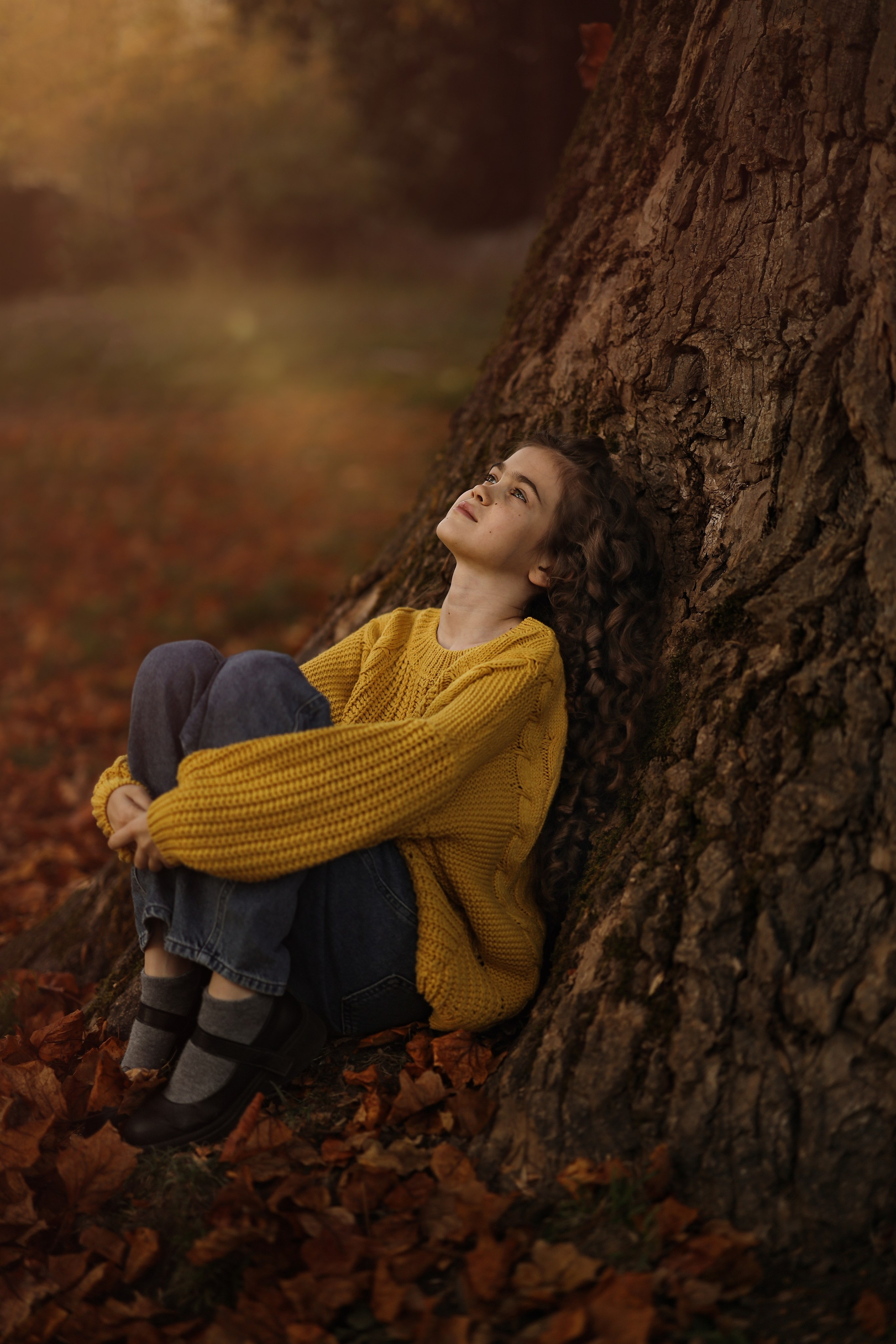Осенняя фотосессия для Полины у древа патриарха в Сухуме. Свадебный и семейный фотограф в Абхазии Жанна Соснина