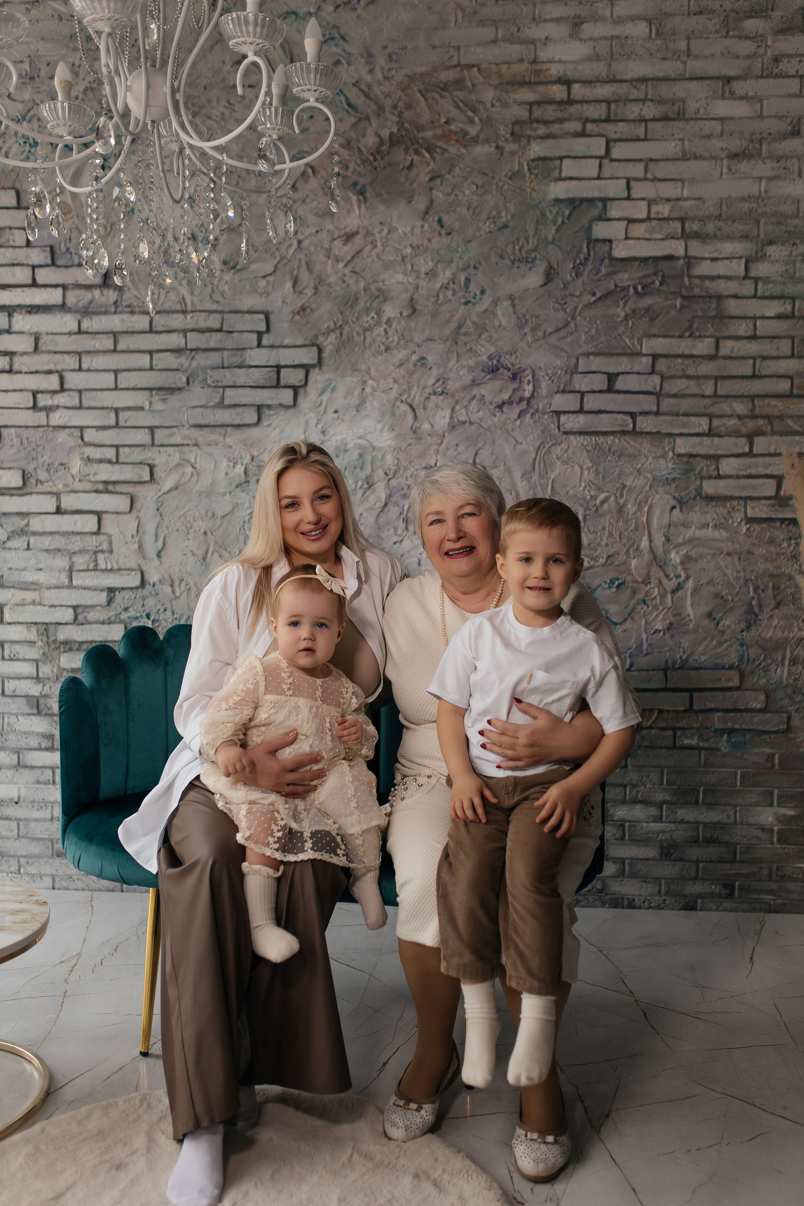 Семейная фотосессия в честь годовасия. Свадебный фотограф в Ростове-на-Дону и Азове Малявка Анастасия