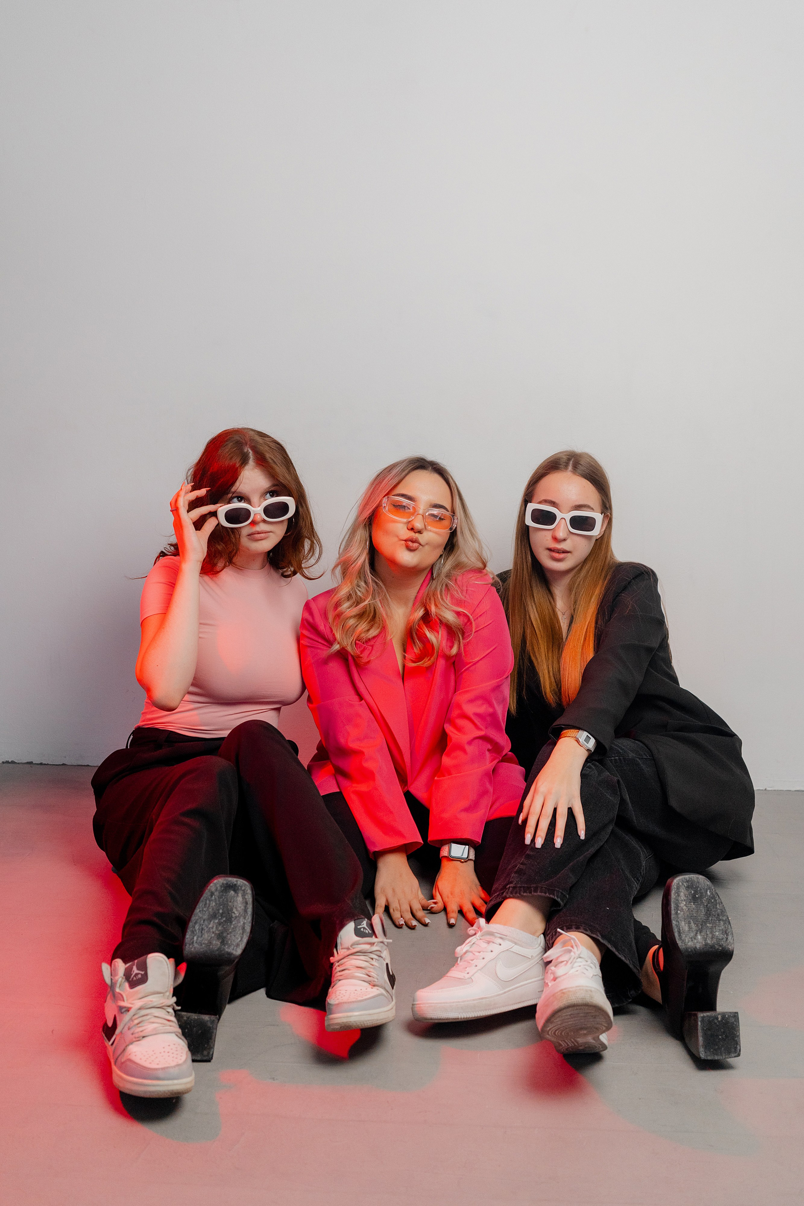 11 класс Студия. Фотограф Софья Володкина