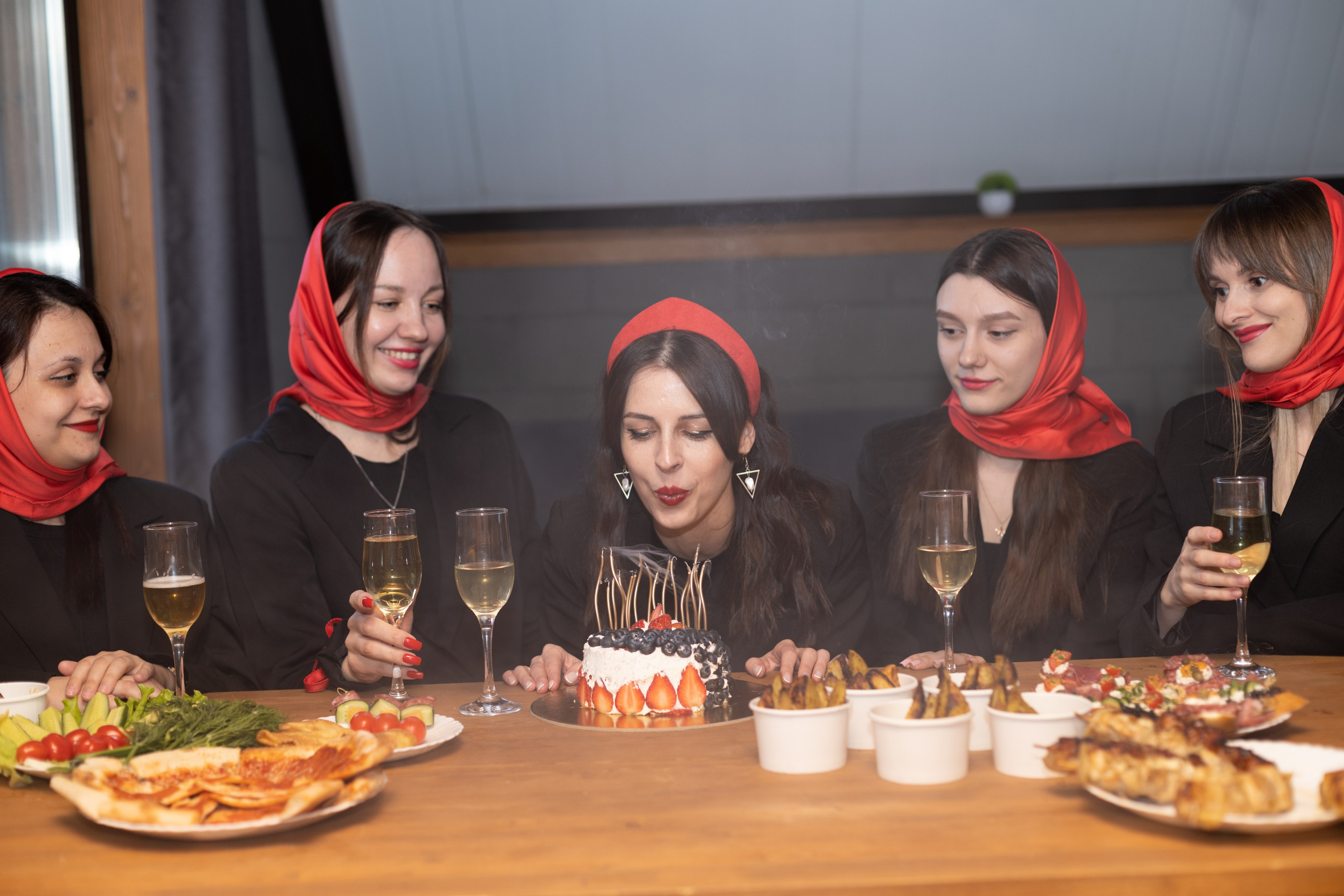 День рождения. Главная