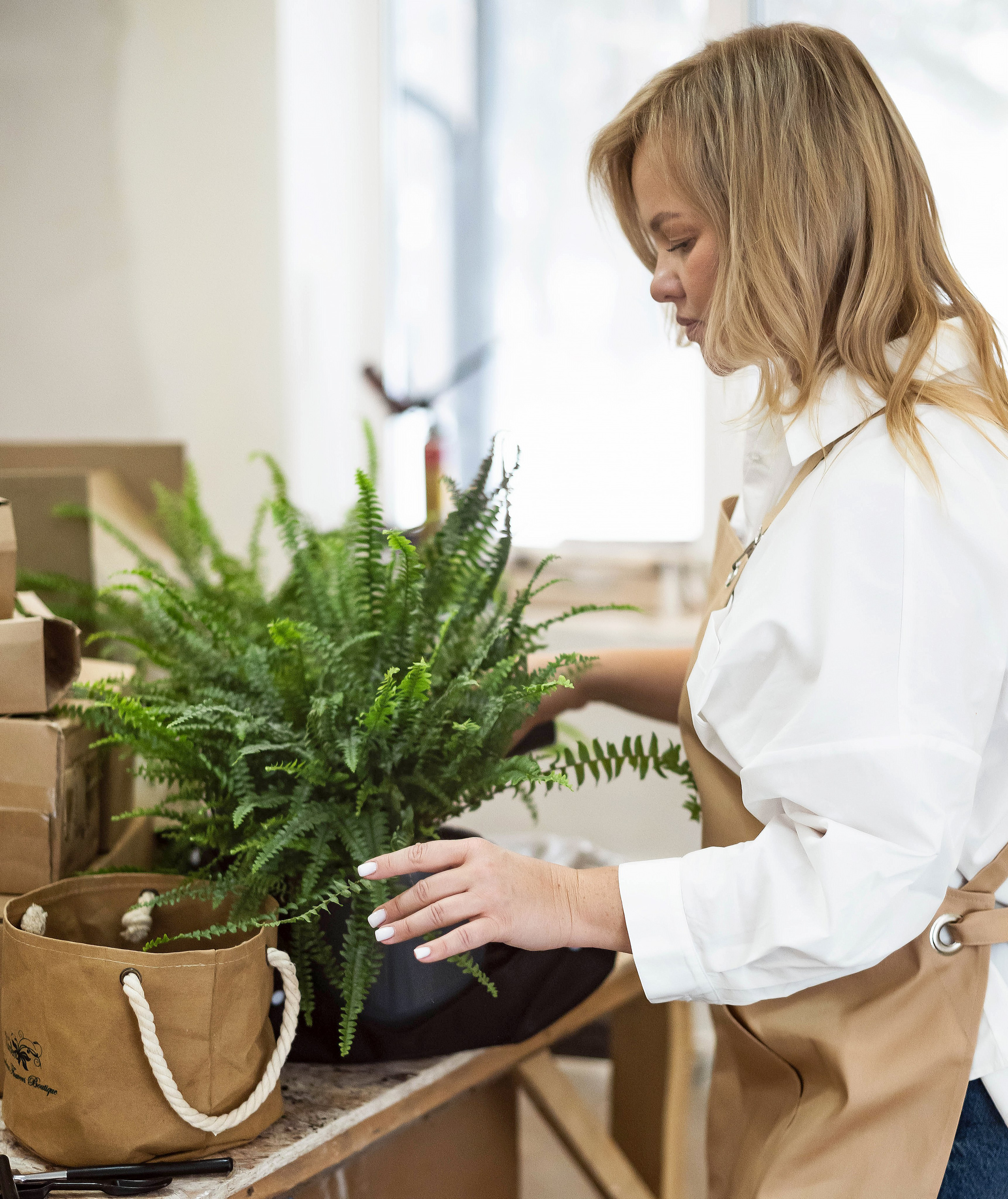 Зеленая душа с рисунком папоротника. Свадебный и семейный фотограф в Новосибирске, Санкт-Петербурге, Москве