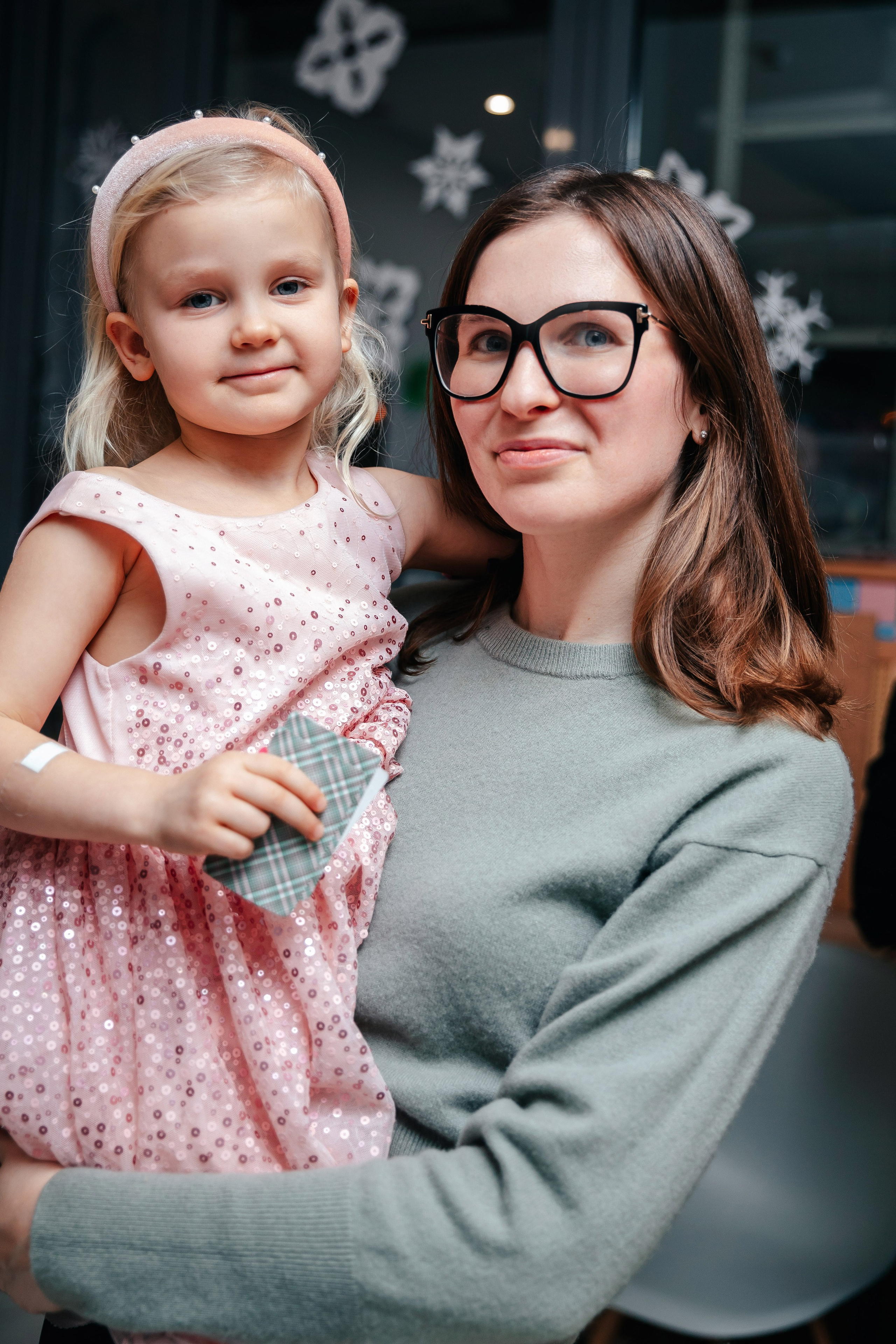Новогодний утренник в Монтессори-школе. Семейный lifestyle фотограф в Санкт-Петербурге Людмила Пахомова