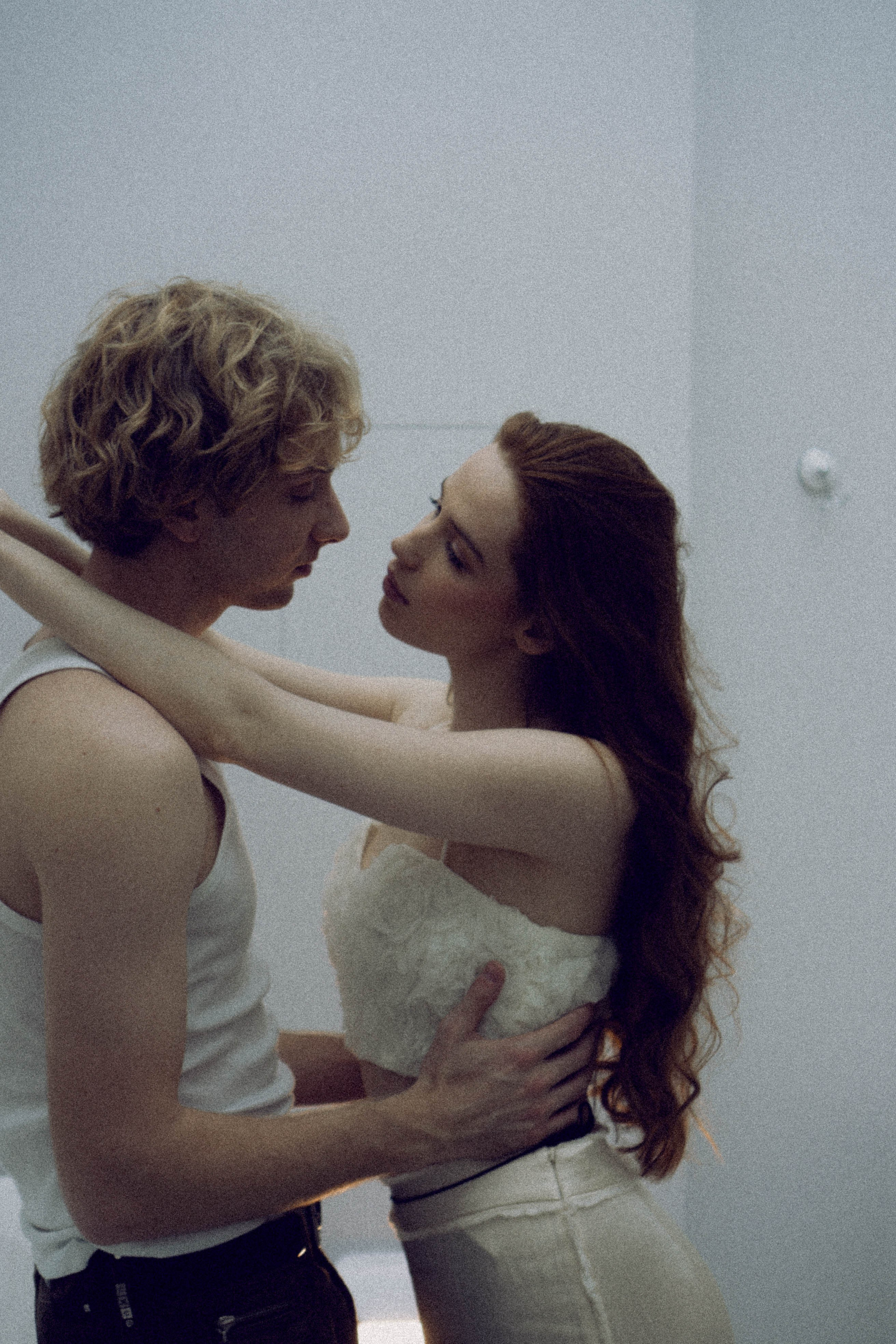 СВАДЕБНАЯ СЬЕМКА В ОТЕЛЕ. СБОРЫ ЖЕНИХА И НЕВЕСТЫ И ТАКЖЕ ТОР И ПОДГОТОВКА К ПРОГУЛКЕ. Профессиональный фотограф, Санкт-Петербург — Виктория Богомолова