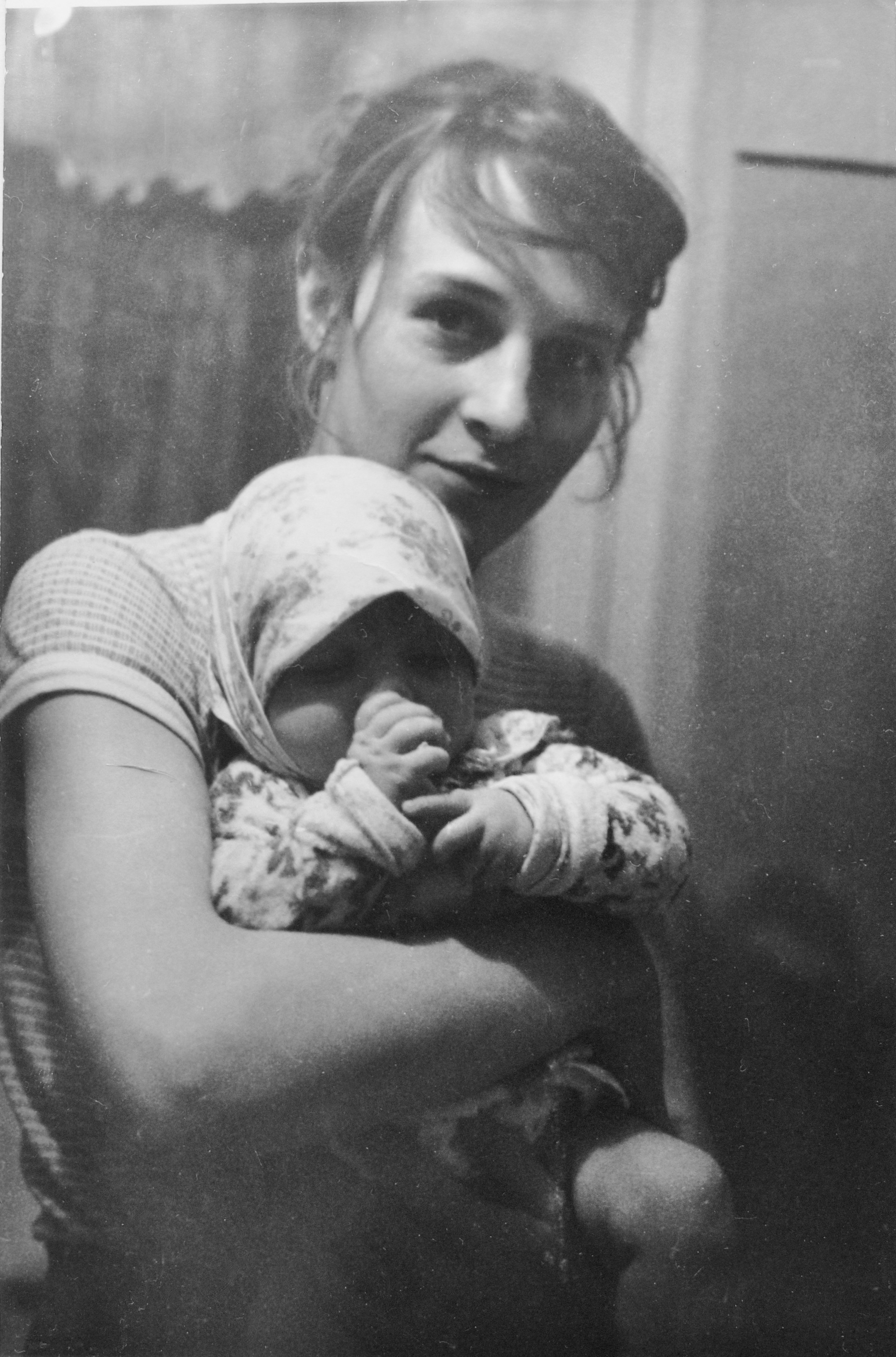 Личные фото. Школьные выпускные альбомы в Москве Марина Николаева