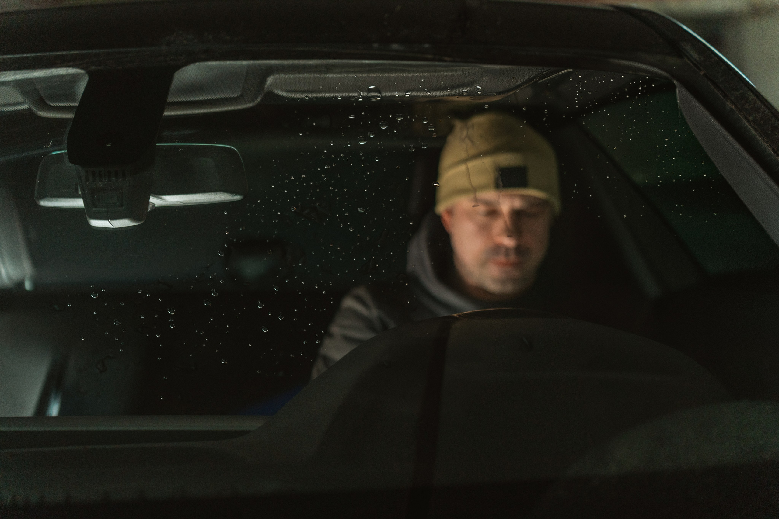 Современная фотосессия для специалиста IT-сферы. Портретный фотограф в Москве Фарид Леонов