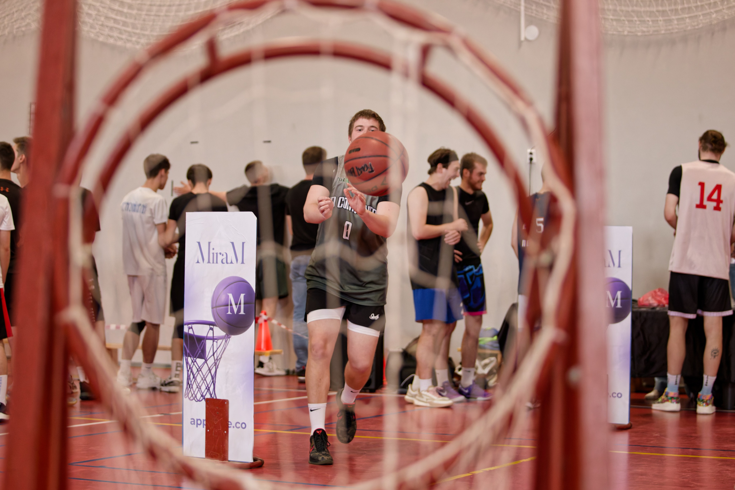 БК MiraM & appzone 16.08.2025. Репортажный и спортивный фотограф в г. Пермь Зильберг Павел