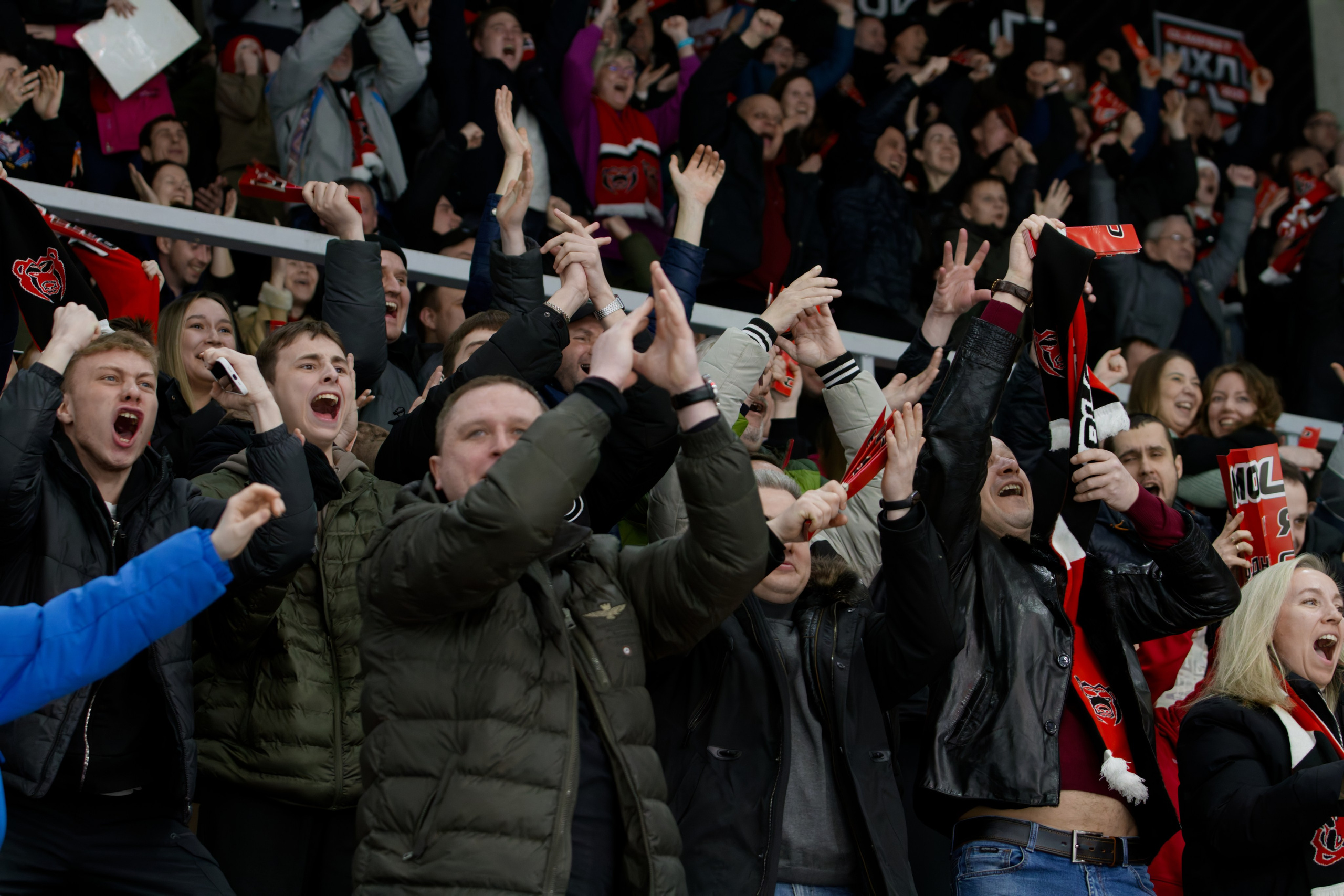 Хоккей. Молот-Химик 12.02.2025. Репортажный и спортивный фотограф в г. Пермь Зильберг Павел