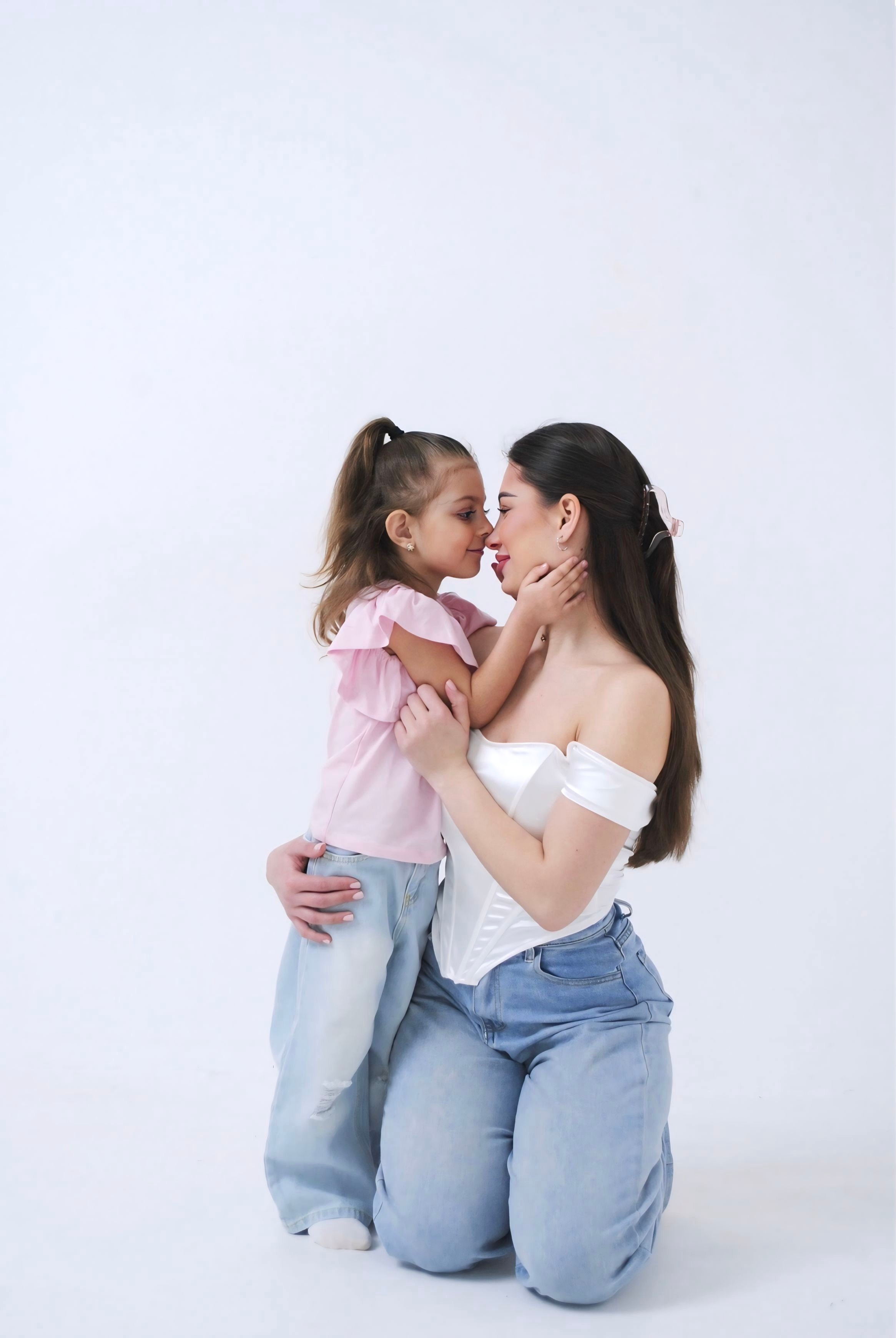 Настя и дочь. Фотограф Мария Мусаелян