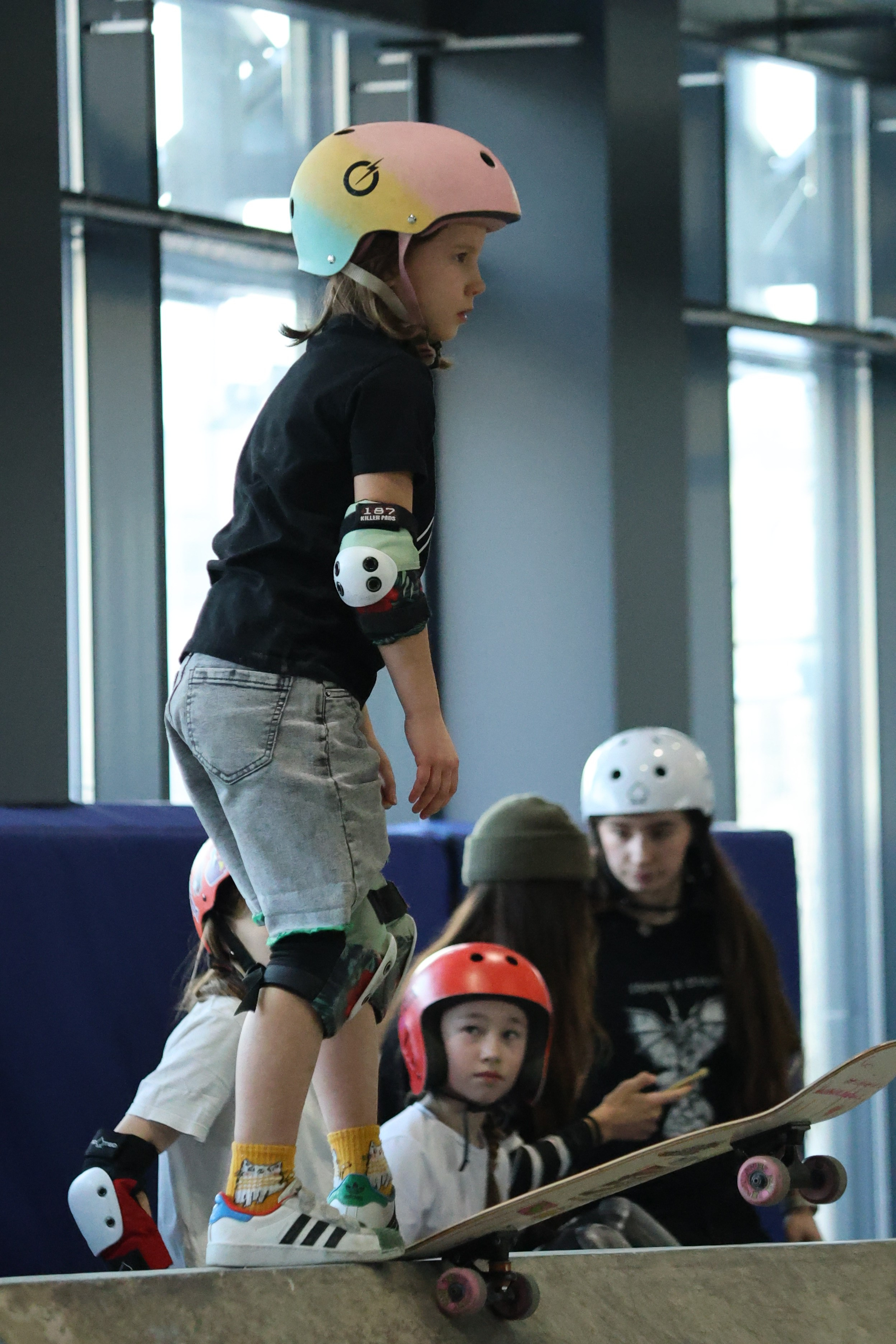 Чемпионар Москвы по скейтборду среди юниоров 22.02.2025. Репортажный фотограф, спортивный фотограф в Москве и области