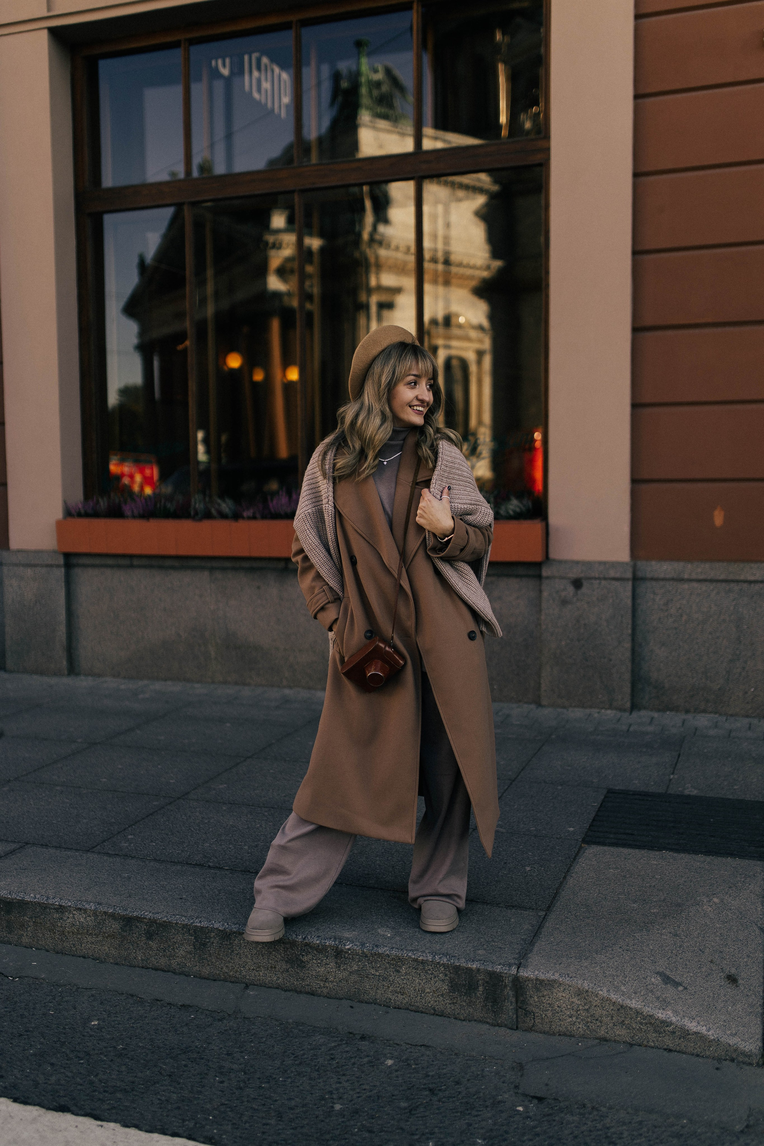 Оленька Гладченко. Главная