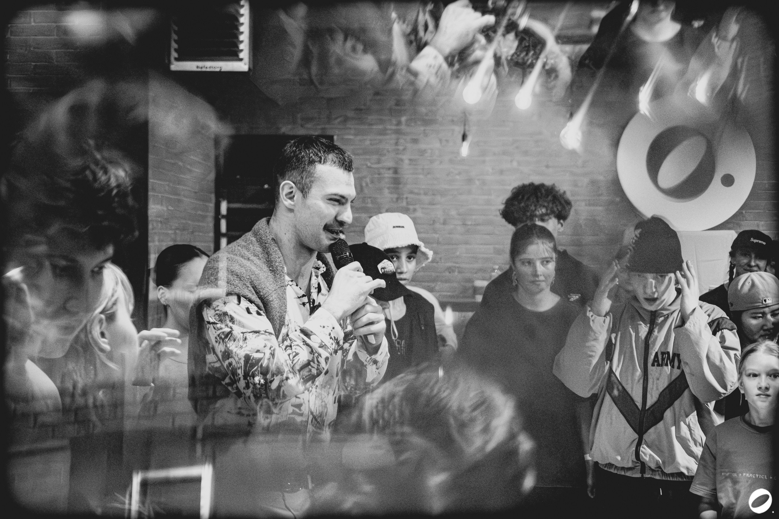 ODD.CLUB 04/04 (@youlovebu). Соня бу тебя сфоткала