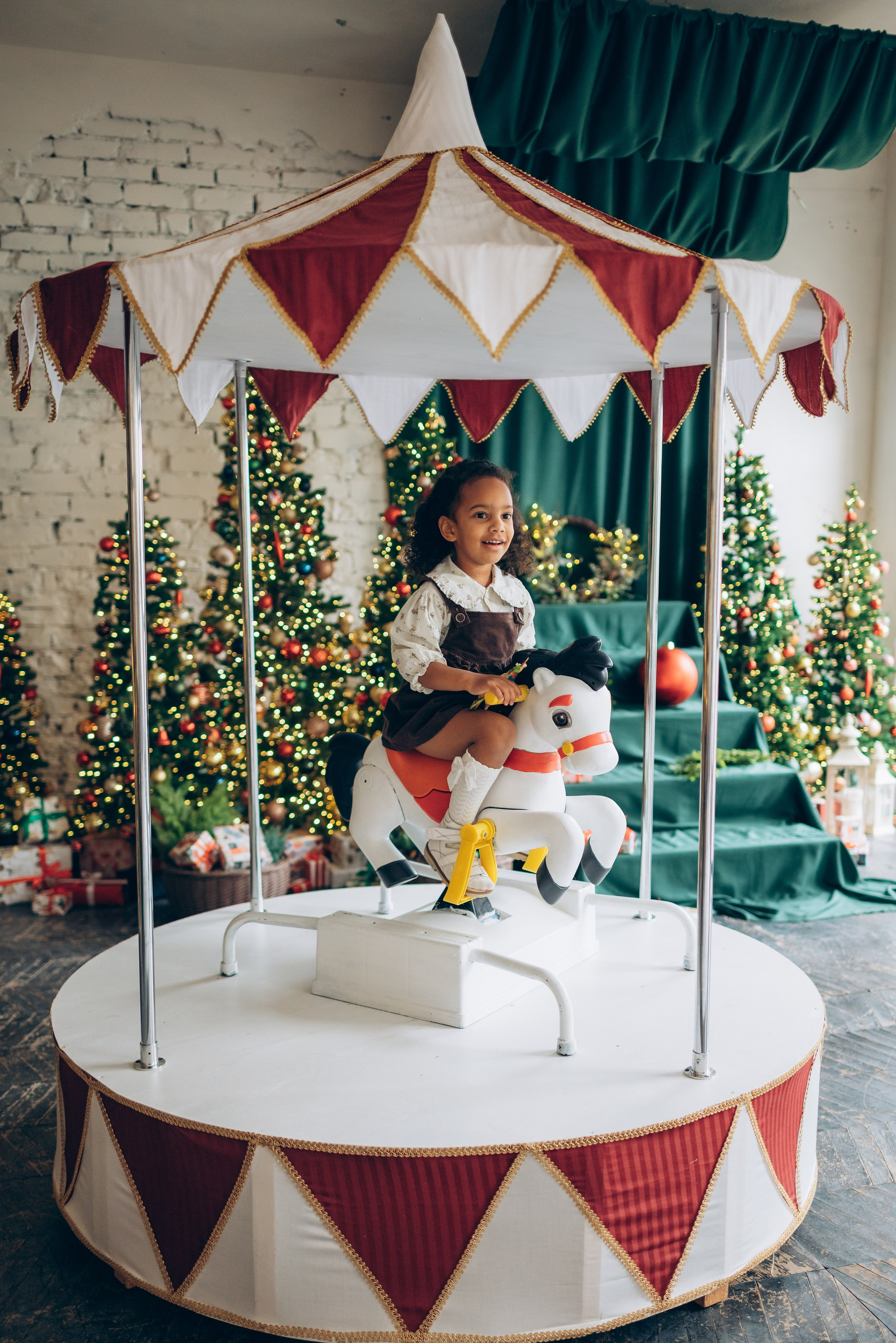 Новый год Наталья с дочкой. Семейный фотограф в Тюмени Ксения Мязитова