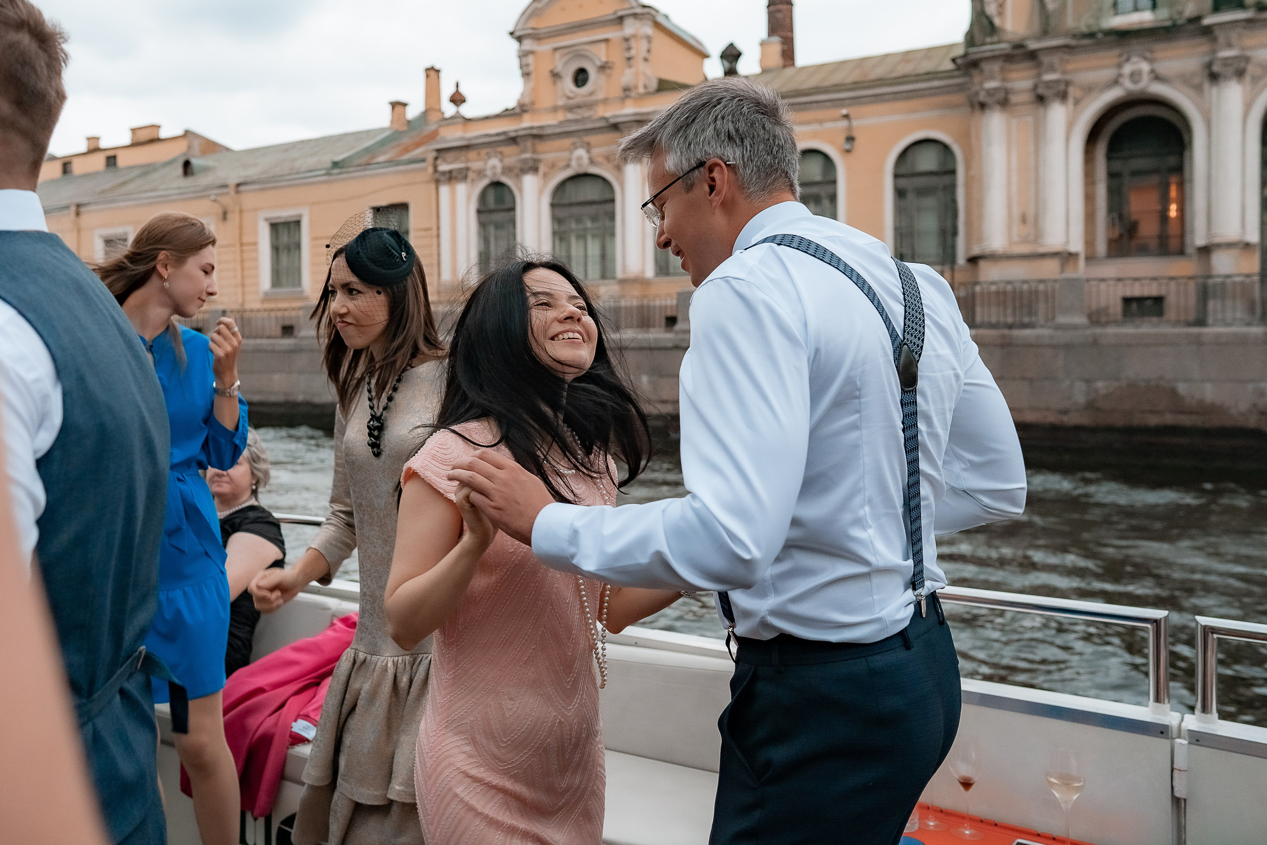 Репортаж. Фотограф, Видеограф и Ваш личный Эксперт по Маркетингу