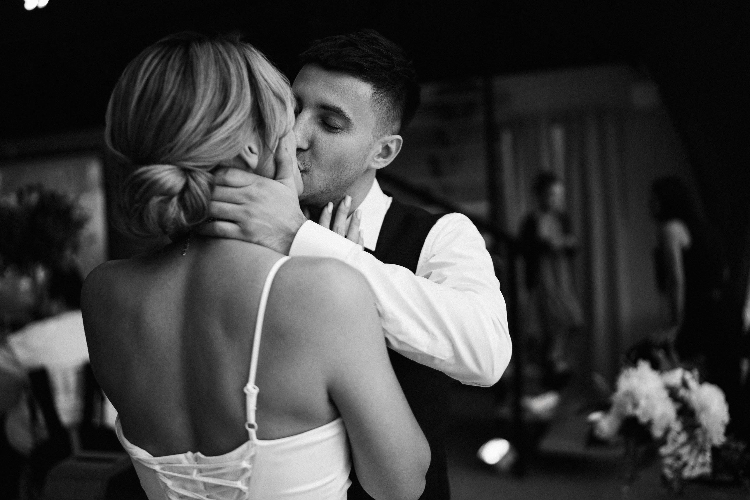 СВАДЬБА В ХОТИМ ЕДИМ, ВЕДУЩИЙ РОЛАН МАКАРОВ, ВИДЕО ИЛЬНАР АХМАДУЛЛИН