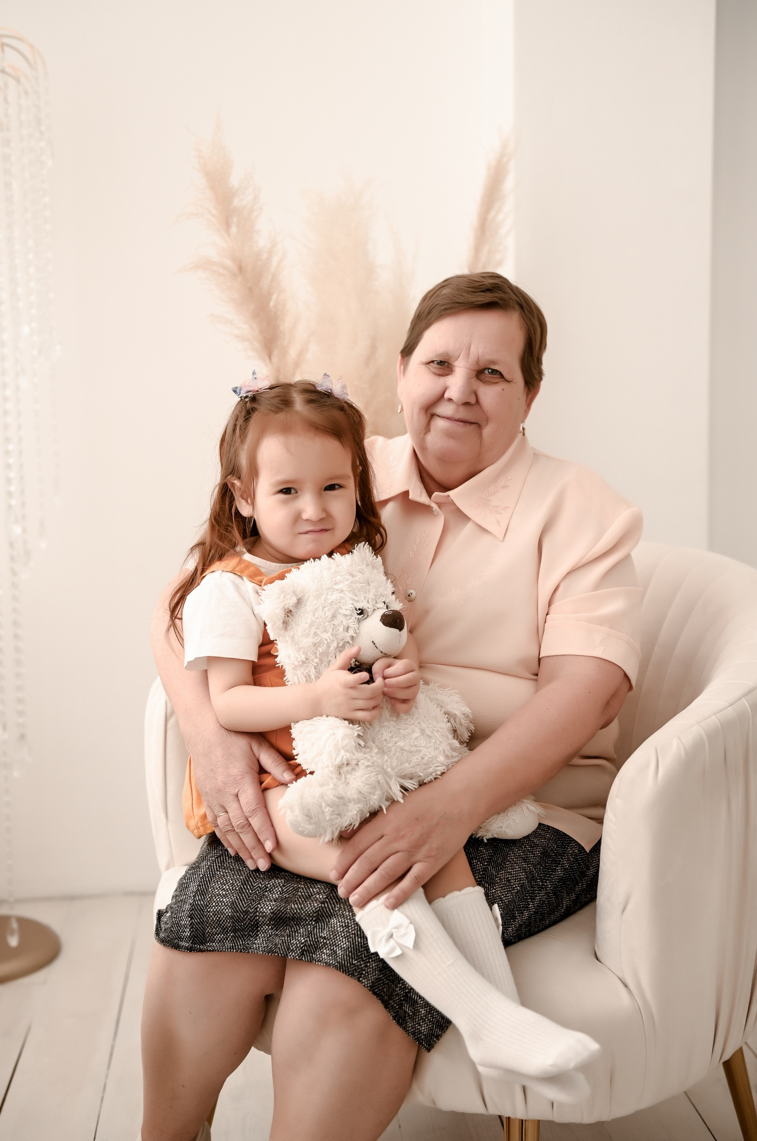 Семейная студийная  фотосессия 2. Свадебный, семейный, детский, контент фотограф в Омске Максим Ильин