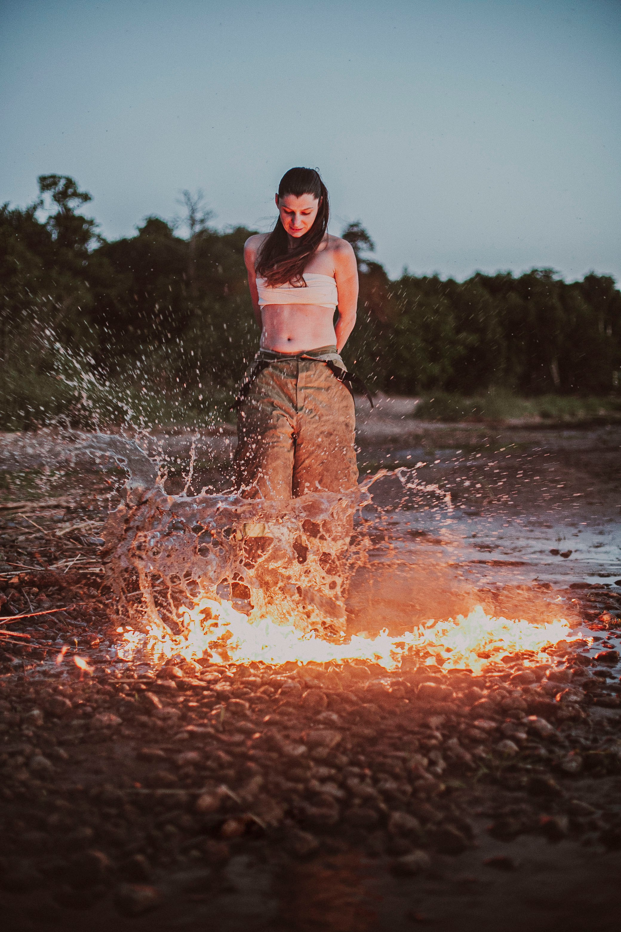 Настя. Фотосессия с огнем и водой. Портретный и эротический фотограф Ирина Подборская (18+)