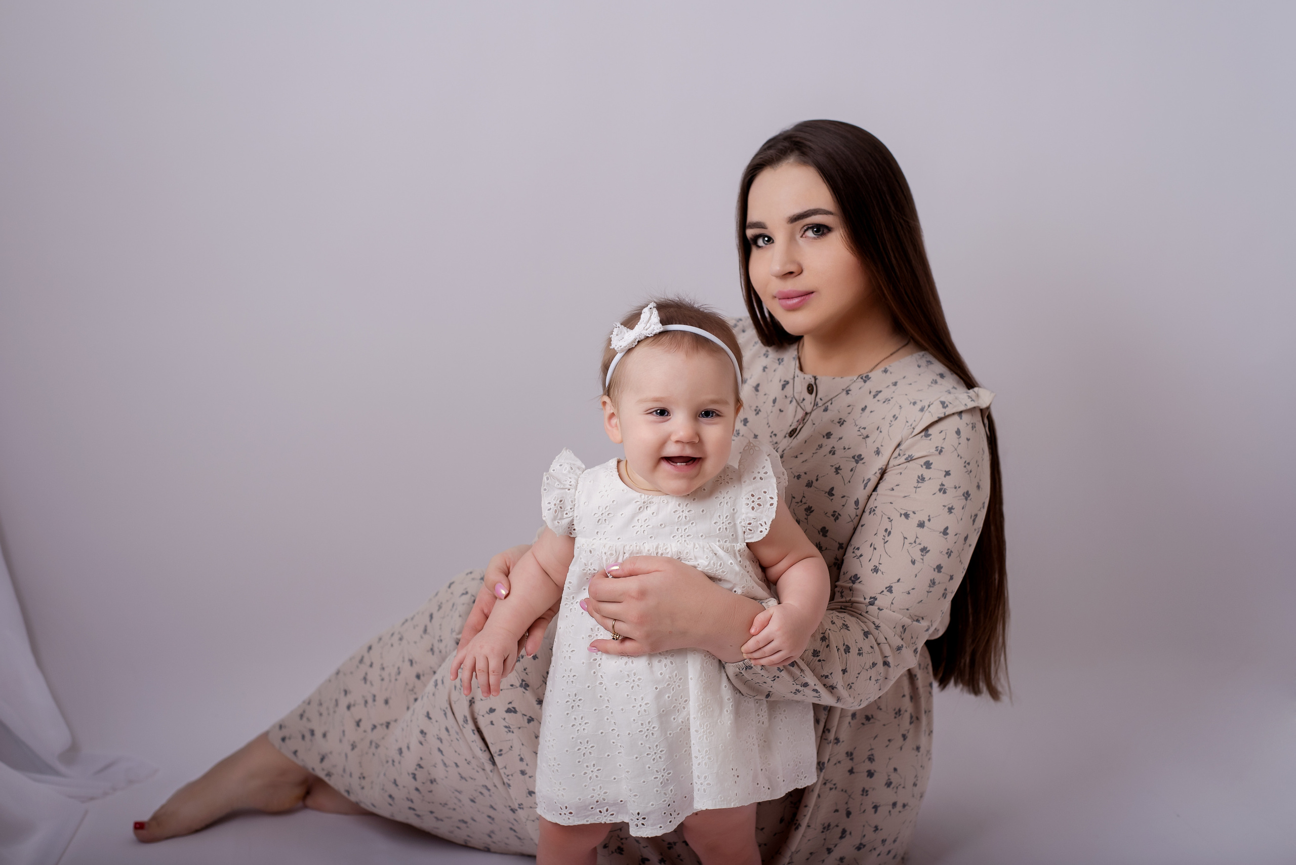 Тамара и Виктория 8 месяцев. Детский фотограф в Долгопрудном и Москве