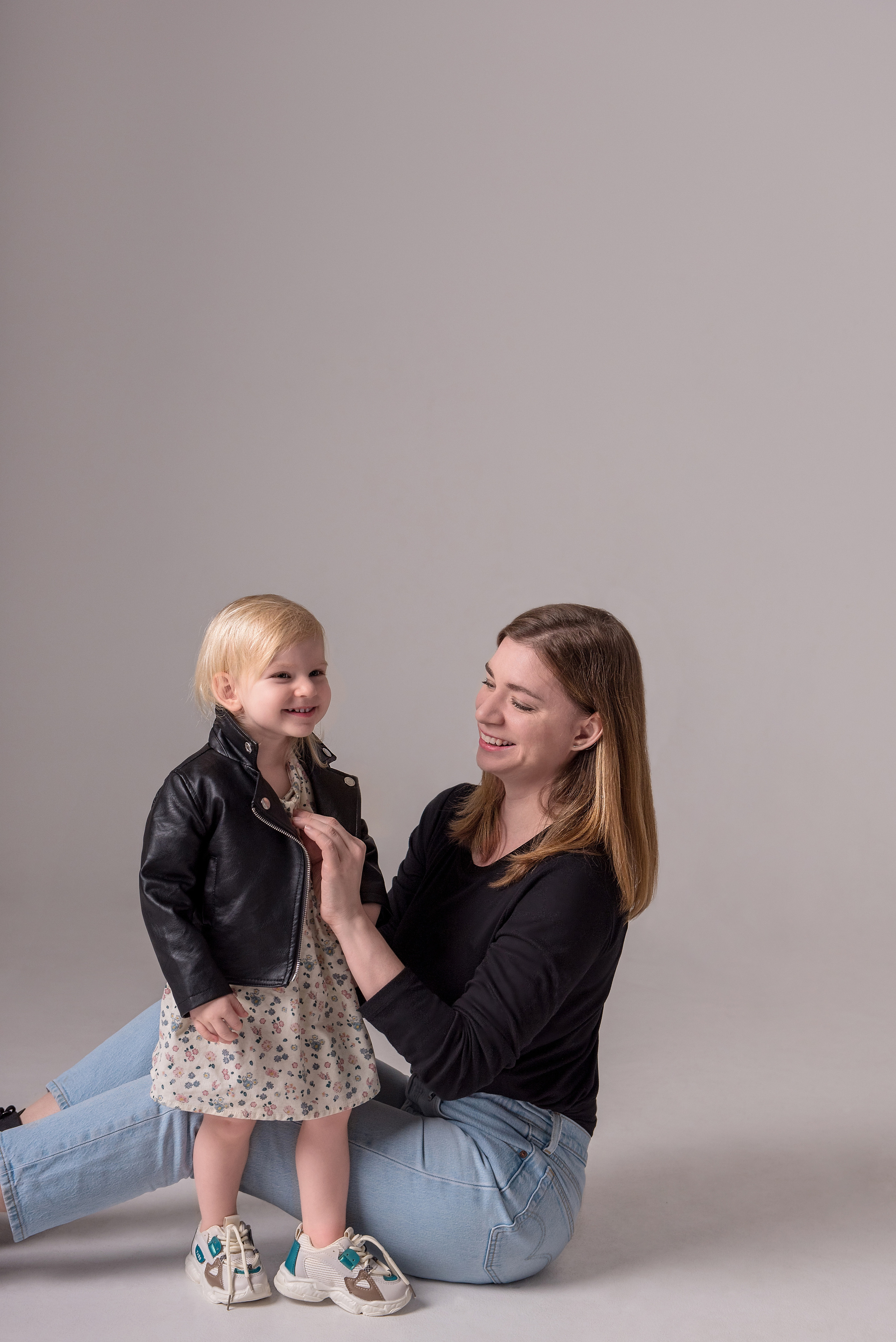 Дина и Ника 1,5 года. Детский фотограф в Долгопрудном и Москве